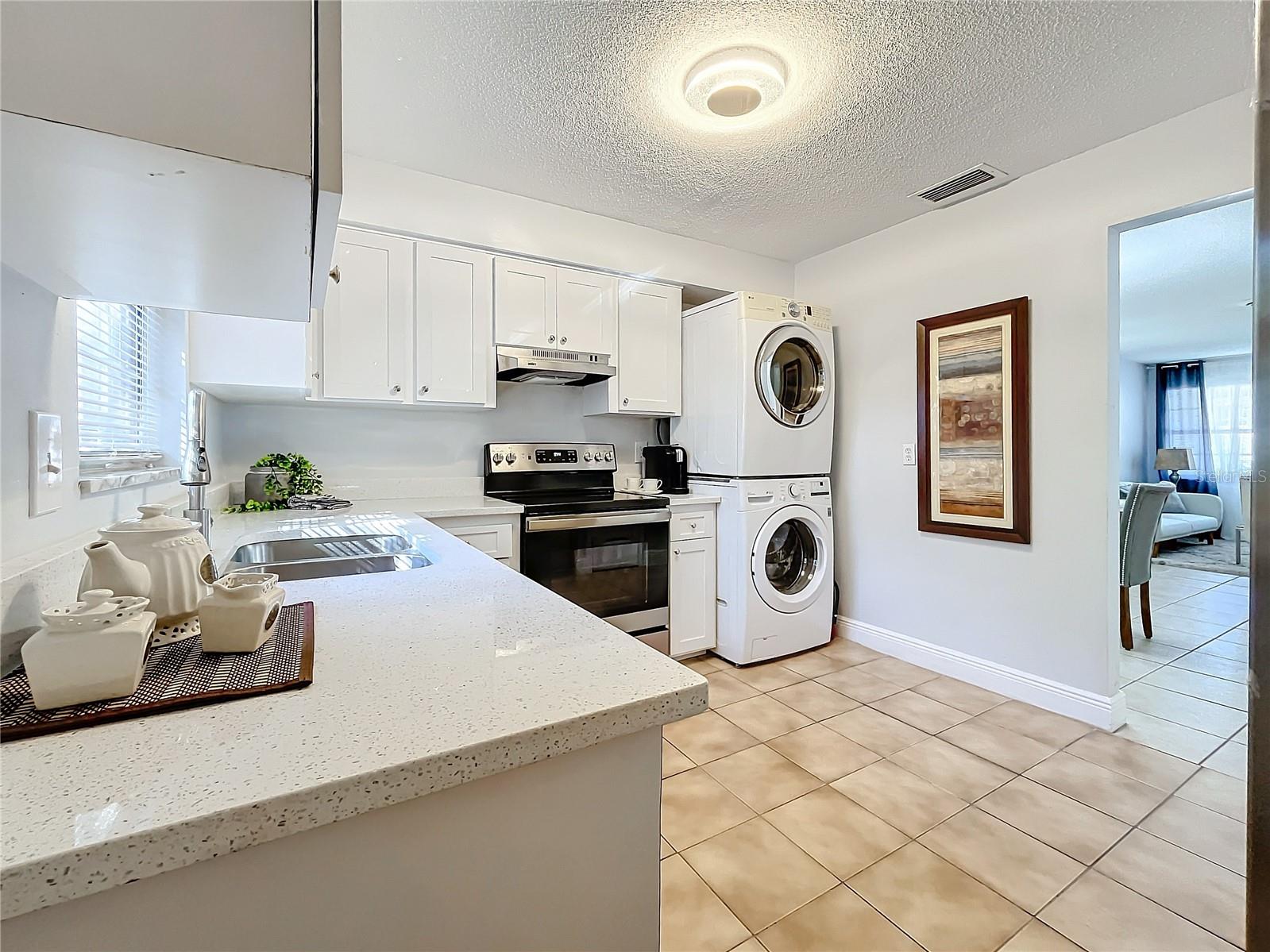 139 SE JEFFERSON CIR N, ST PETERSBURG, FL, 33713