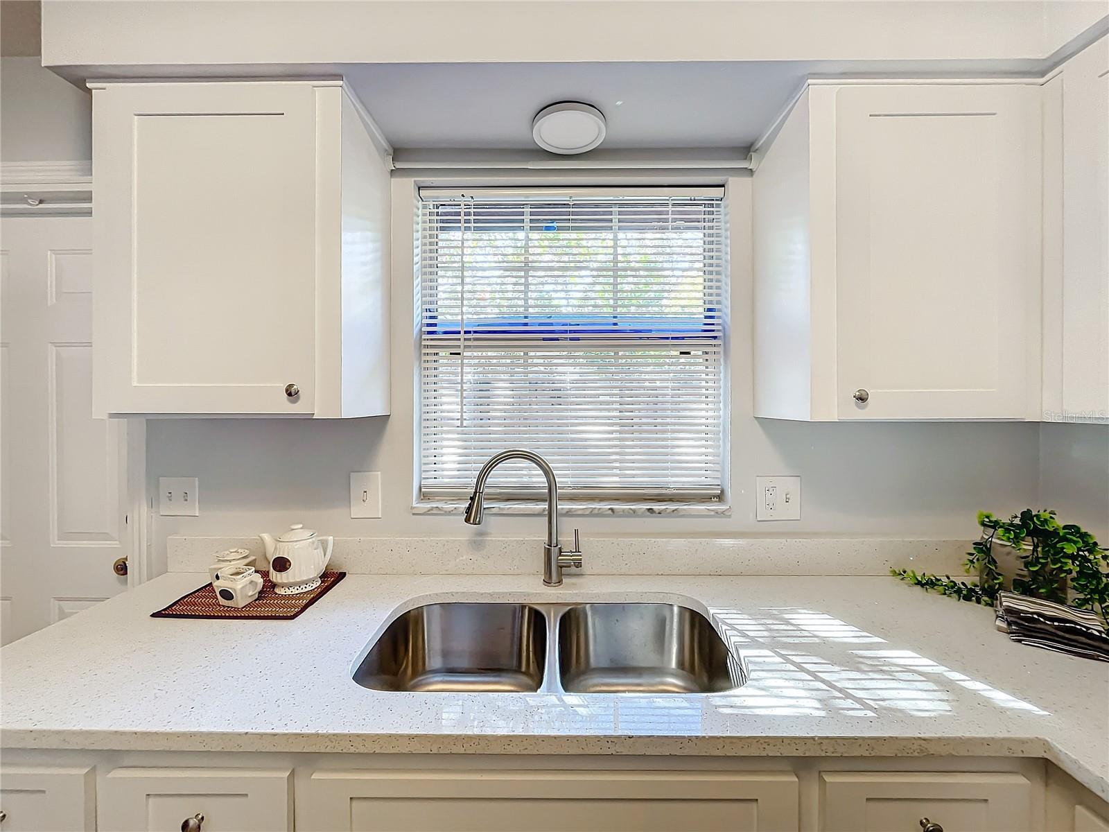 139 SE JEFFERSON CIR N, ST PETERSBURG, FL, 33713