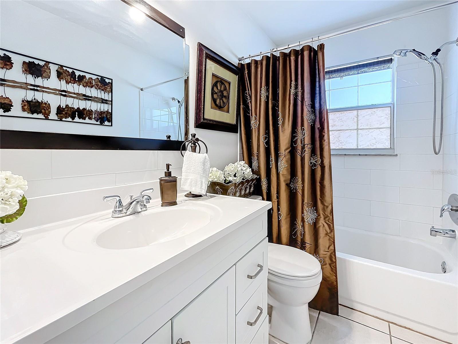 139 SE JEFFERSON CIR N, ST PETERSBURG, FL, 33713