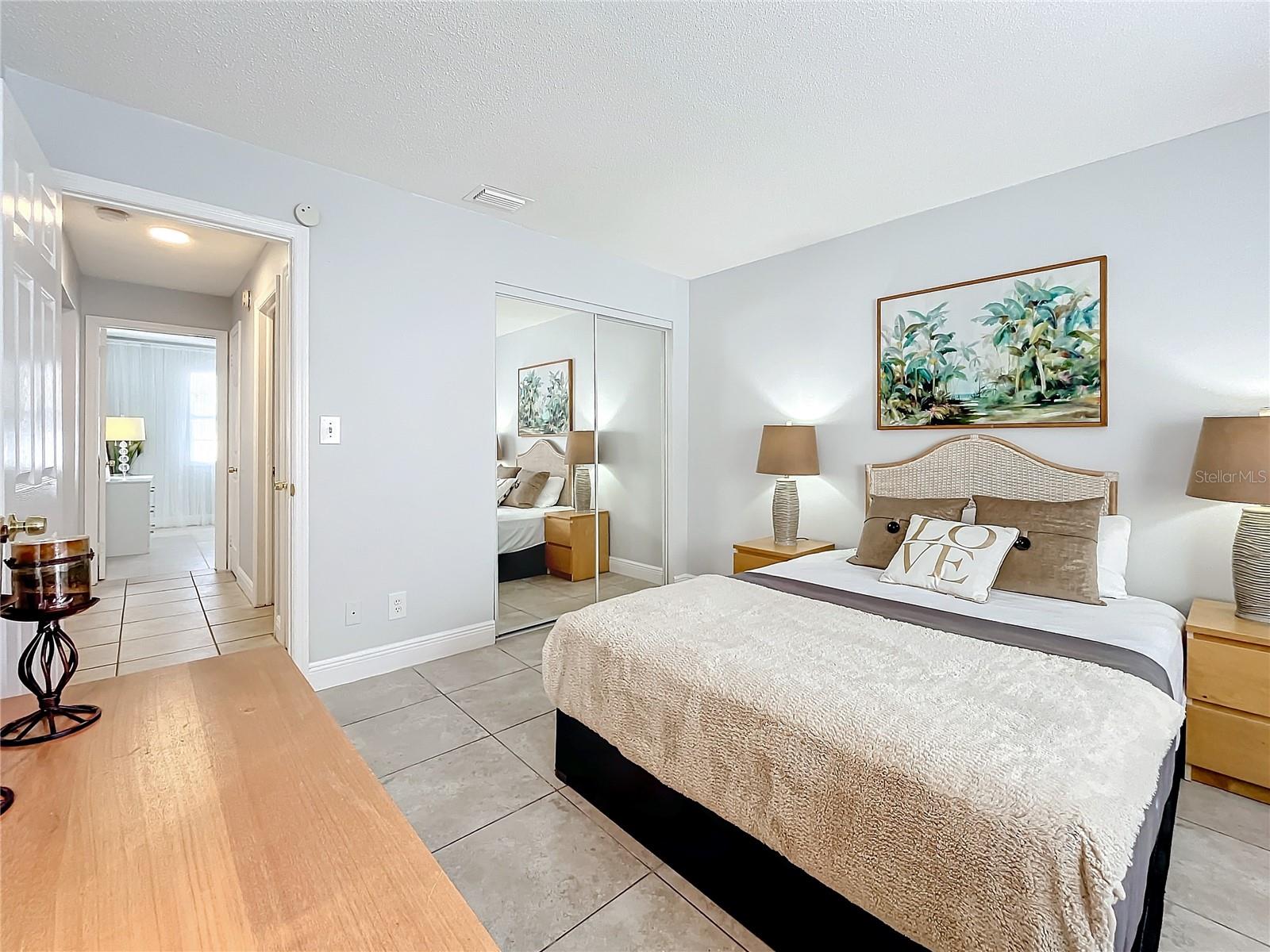 139 SE JEFFERSON CIR N, ST PETERSBURG, FL, 33713