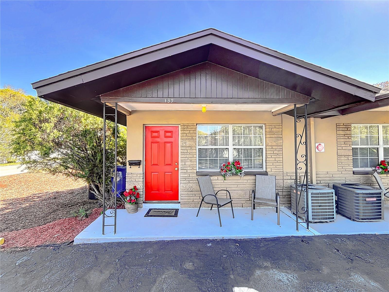 139 SE JEFFERSON CIR N, ST PETERSBURG, FL, 33713