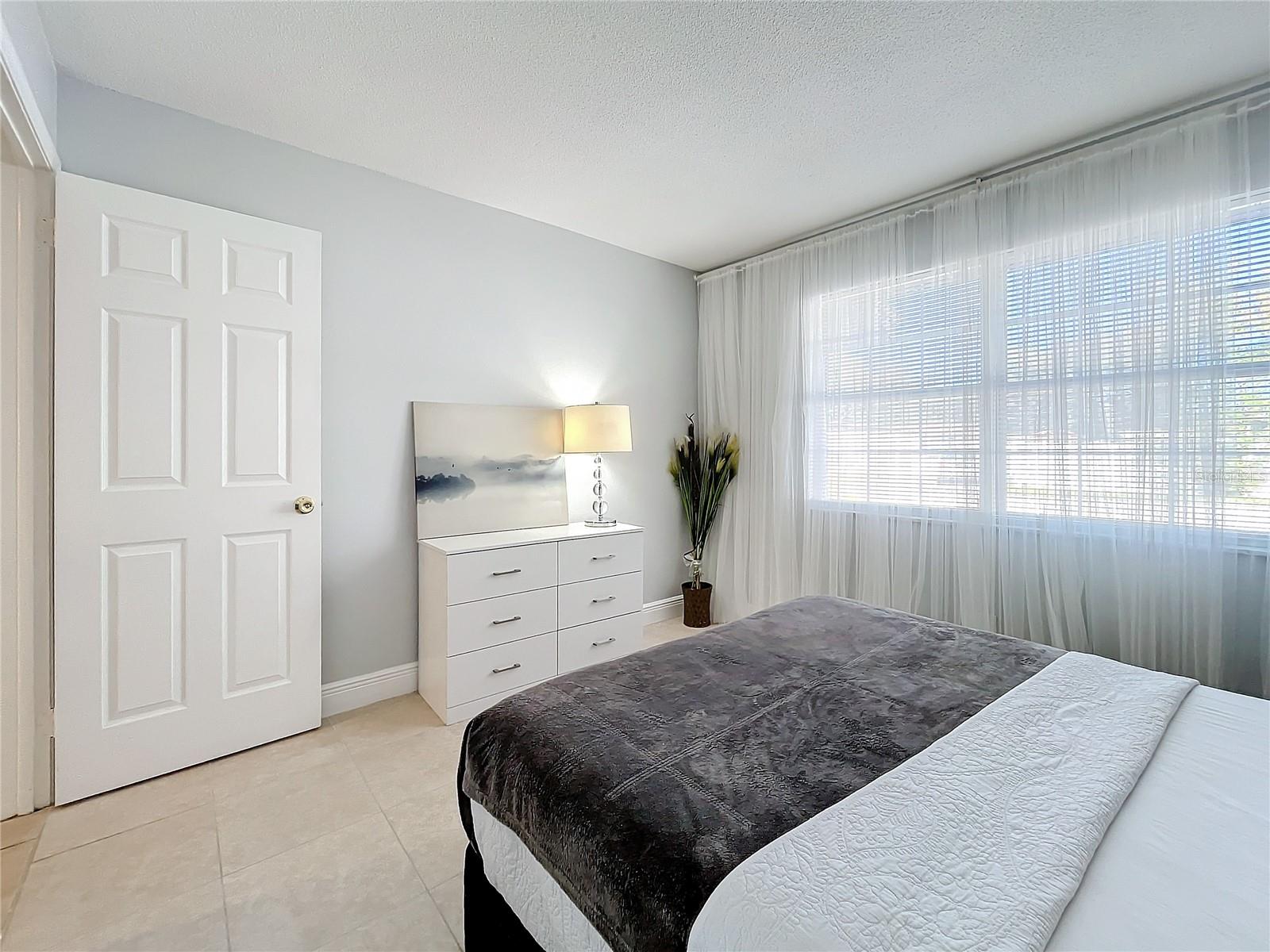 139 SE JEFFERSON CIR N, ST PETERSBURG, FL, 33713