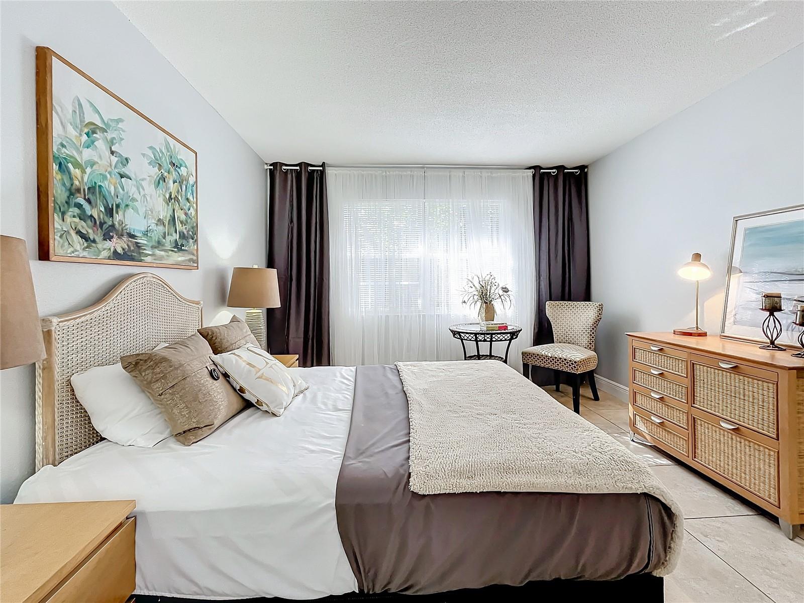 139 SE JEFFERSON CIR N, ST PETERSBURG, FL, 33713