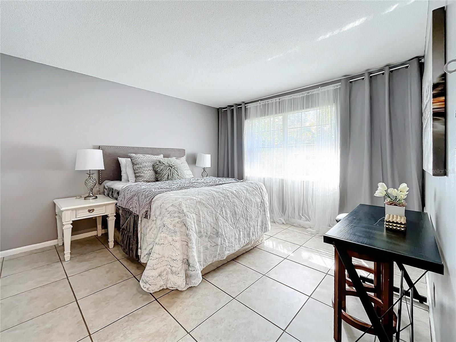 139 SE JEFFERSON CIR N, ST PETERSBURG, FL, 33713