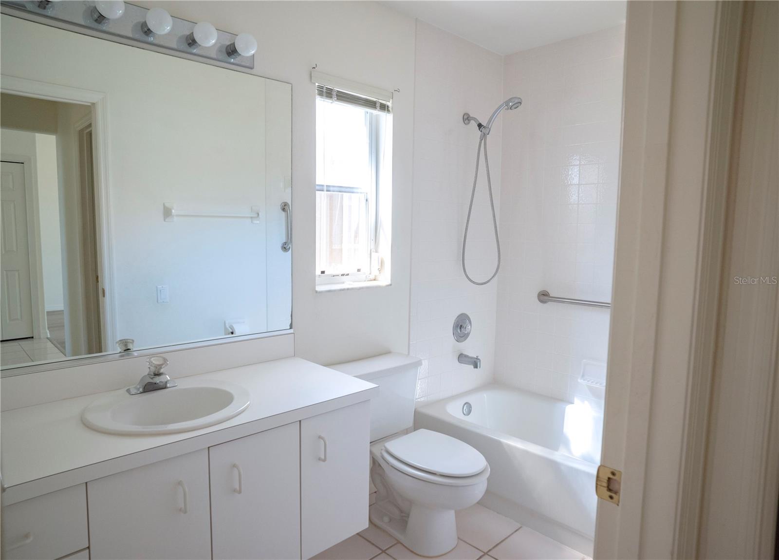 8282 PARKSIDE DR, ENGLEWOOD, FL, 34224
