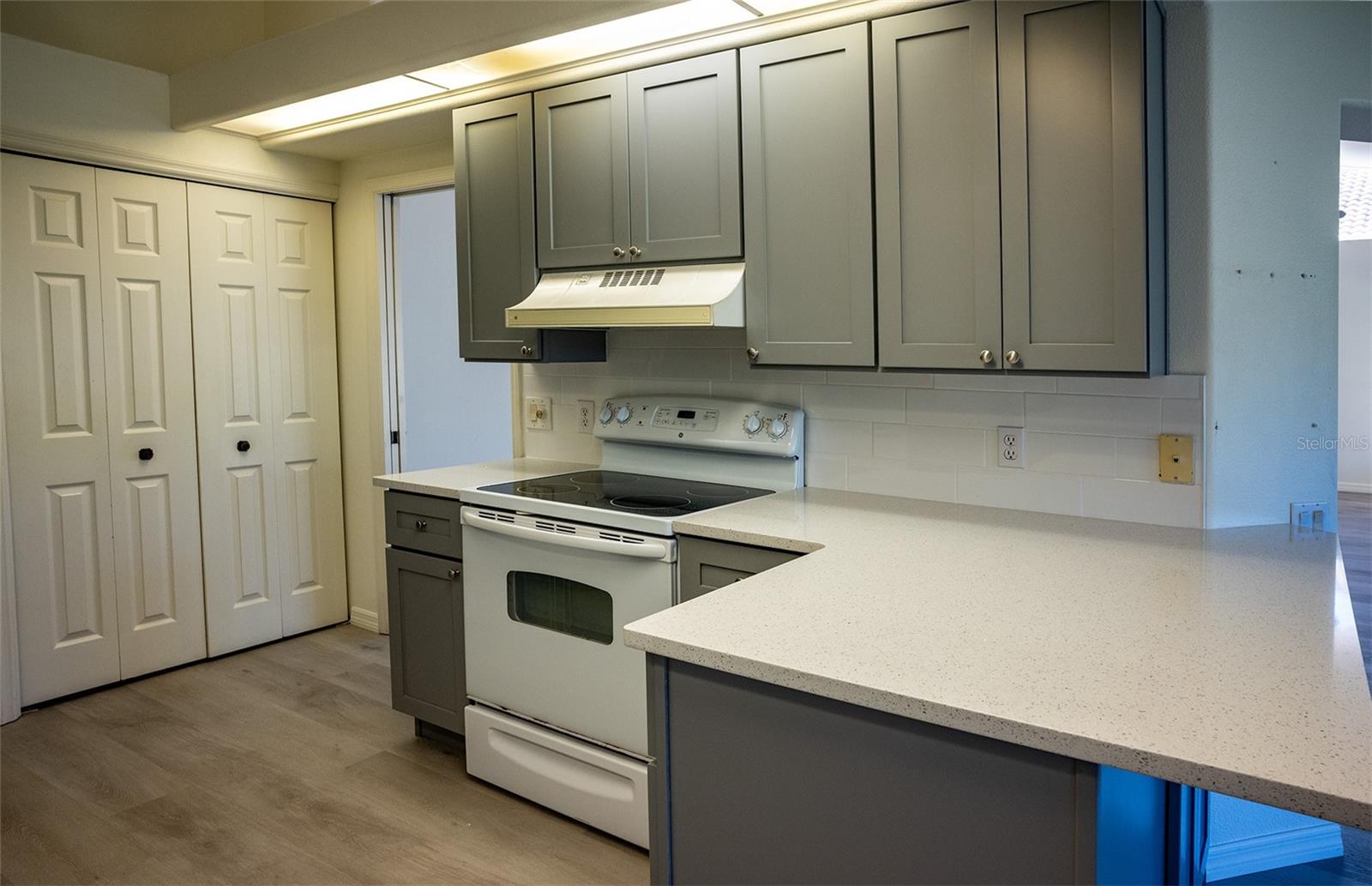 8282 PARKSIDE DR, ENGLEWOOD, FL, 34224