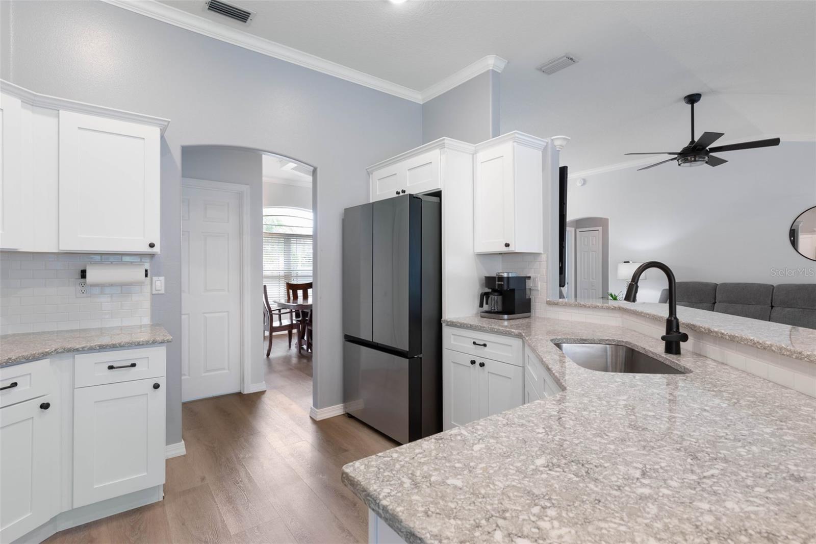 5 POINT PLEASANT DR, PALM COAST, FL, 32164