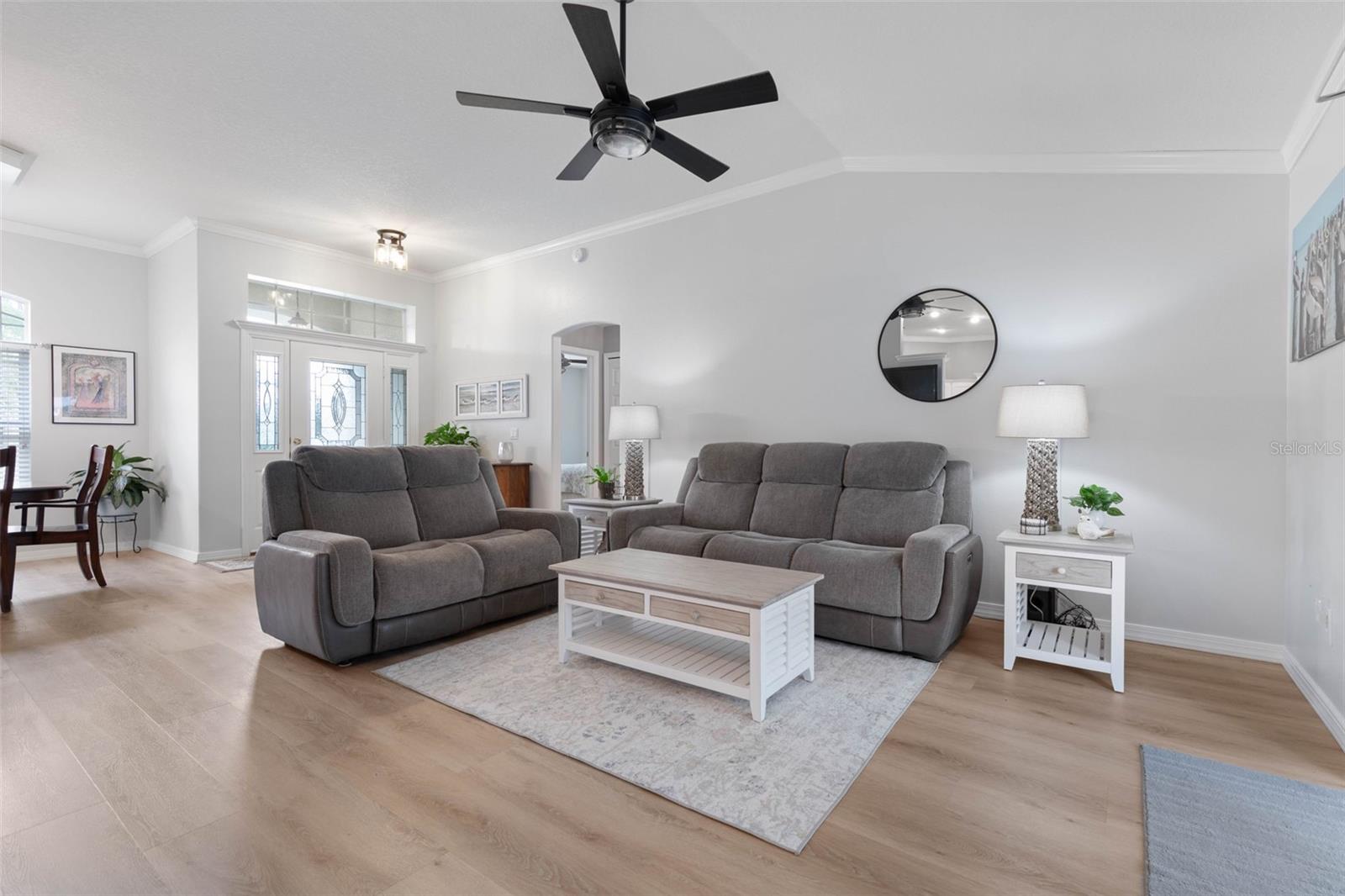 5 POINT PLEASANT DR, PALM COAST, FL, 32164