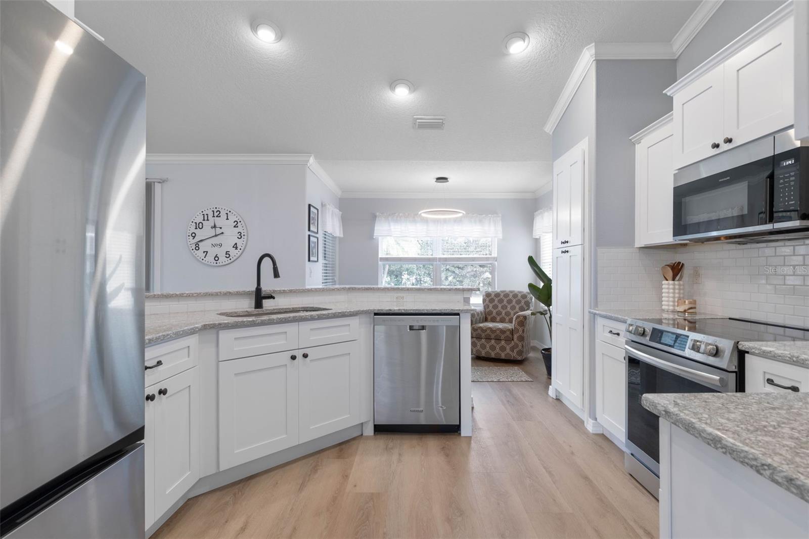 5 POINT PLEASANT DR, PALM COAST, FL, 32164