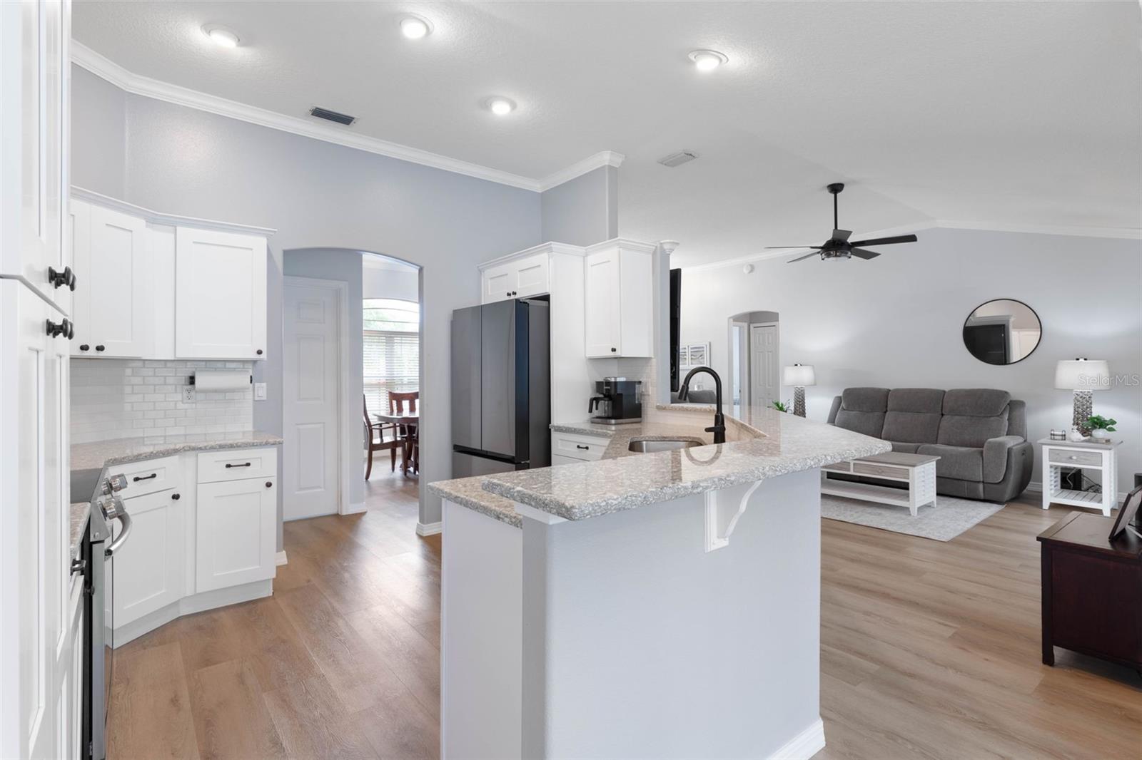5 POINT PLEASANT DR, PALM COAST, FL, 32164