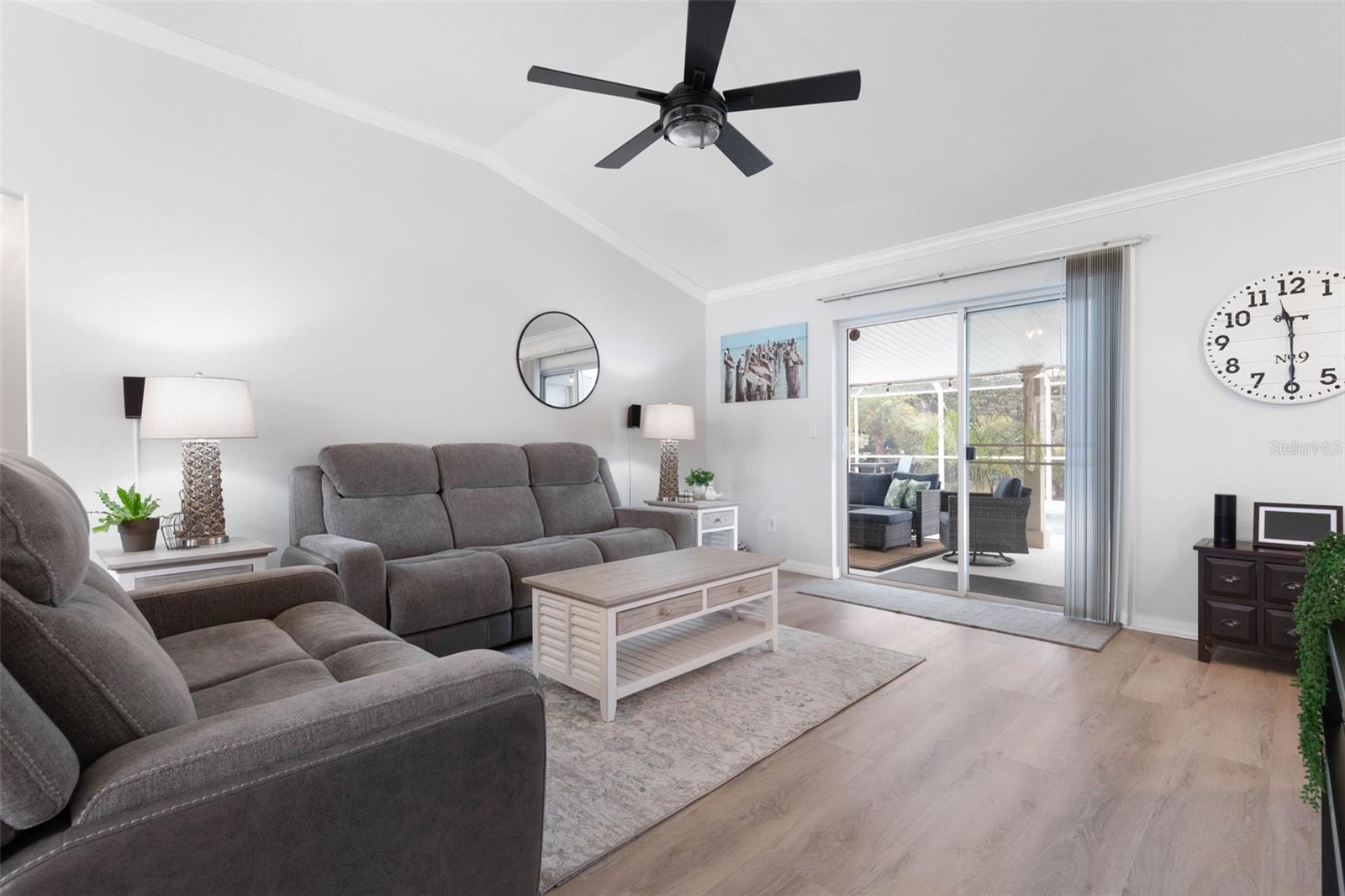 5 POINT PLEASANT DR, PALM COAST, FL, 32164
