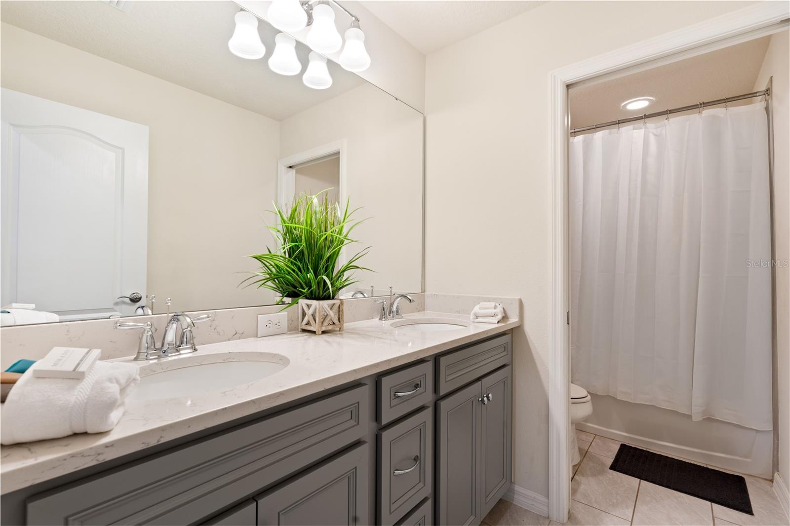 8906 ZURICH LN, KISSIMMEE, FL, 34747