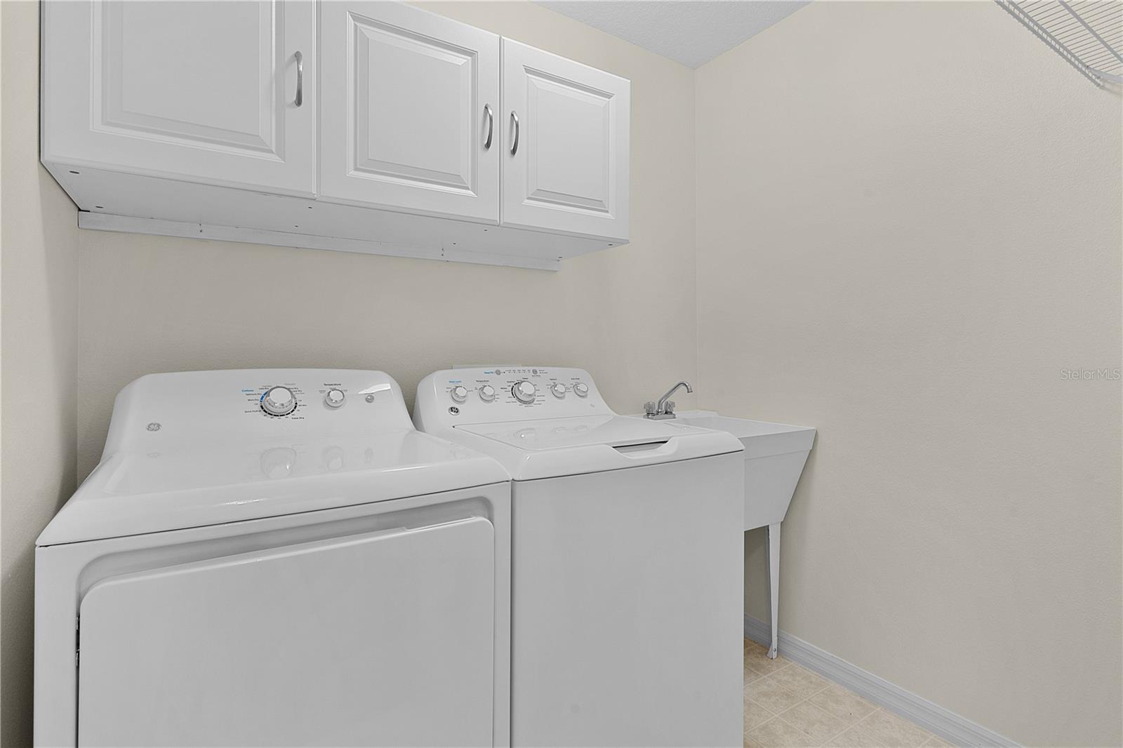 571 SMITHFIELD PL, THE VILLAGES, FL, 32162