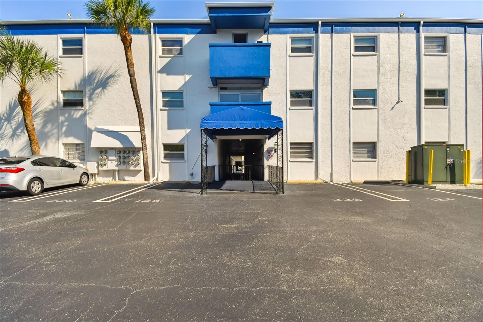 350 79TH AVE N #336, ST PETERSBURG, FL, 33702