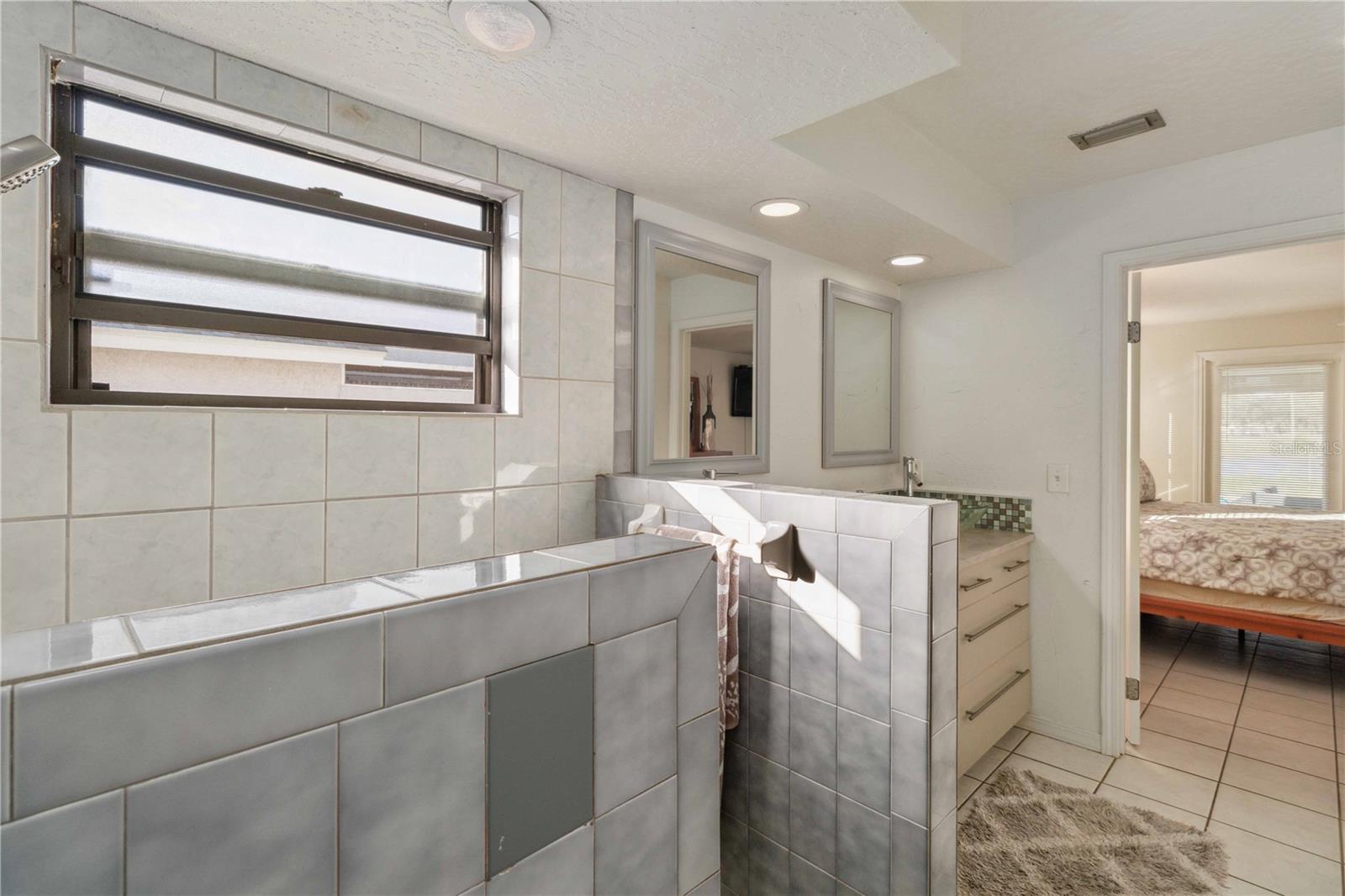 2185 SYKES CREEK DR, MERRITT ISLAND, FL, 32953