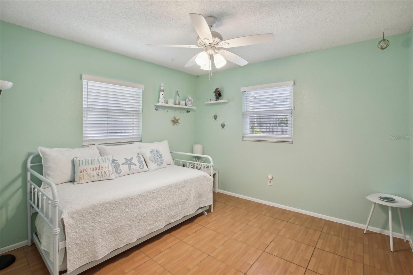 8428 PARKWOOD BLVD, SEMINOLE, FL, 33777