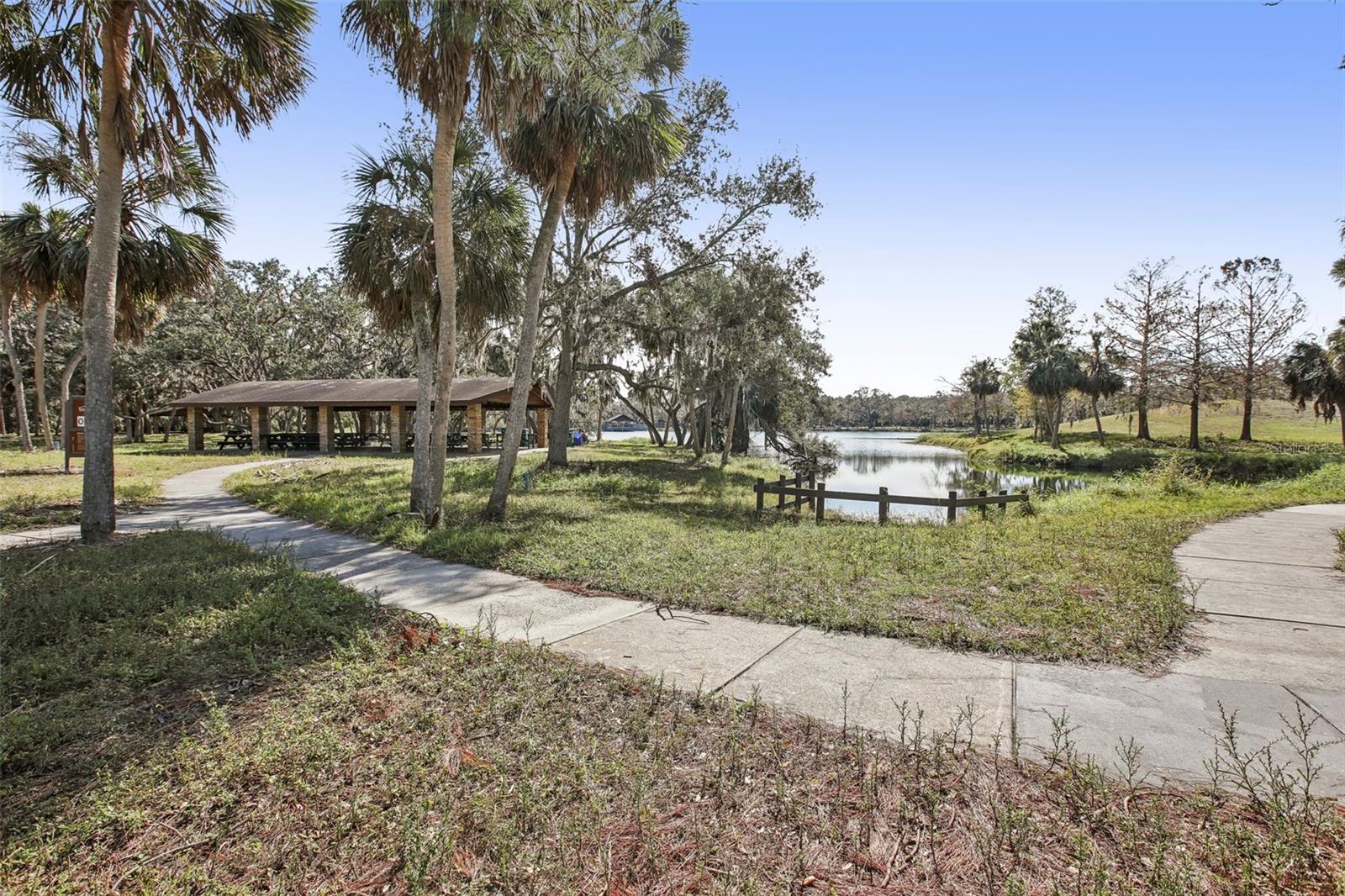 8428 PARKWOOD BLVD, SEMINOLE, FL, 33777
