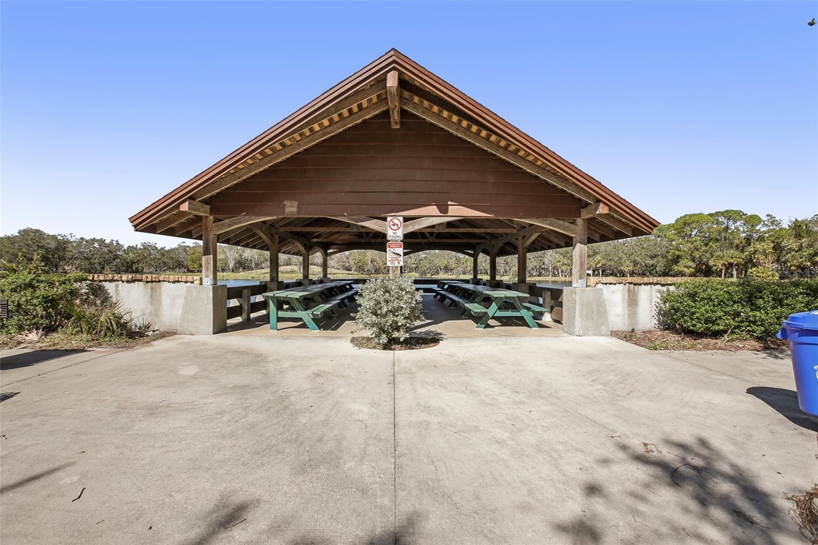 8428 PARKWOOD BLVD, SEMINOLE, FL, 33777