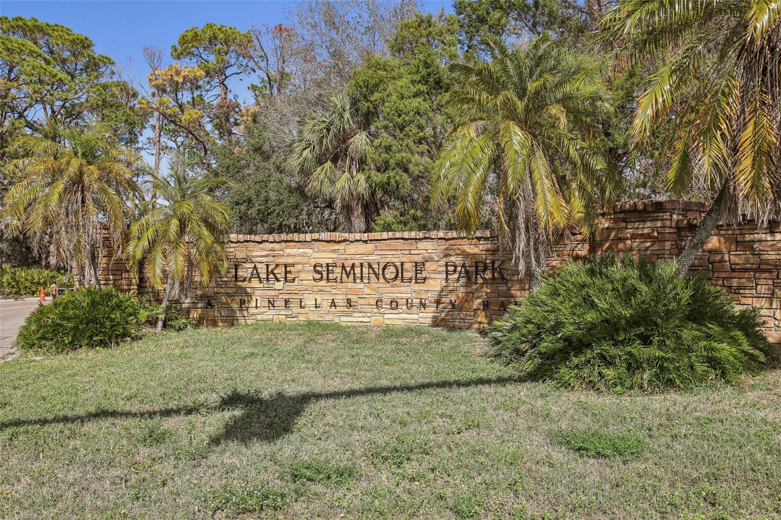 8428 PARKWOOD BLVD, SEMINOLE, FL, 33777