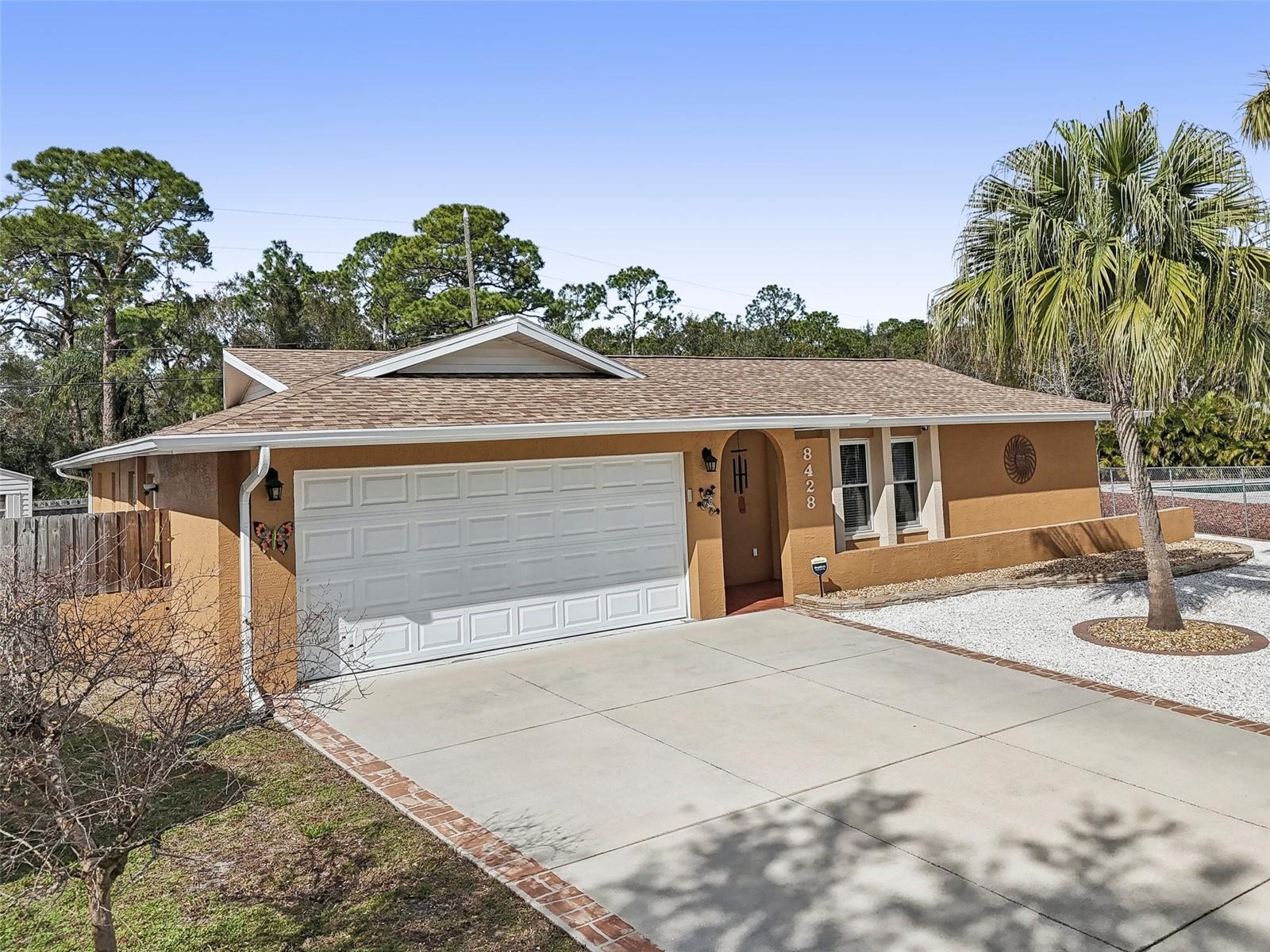 8428 PARKWOOD BLVD, SEMINOLE, FL, 33777