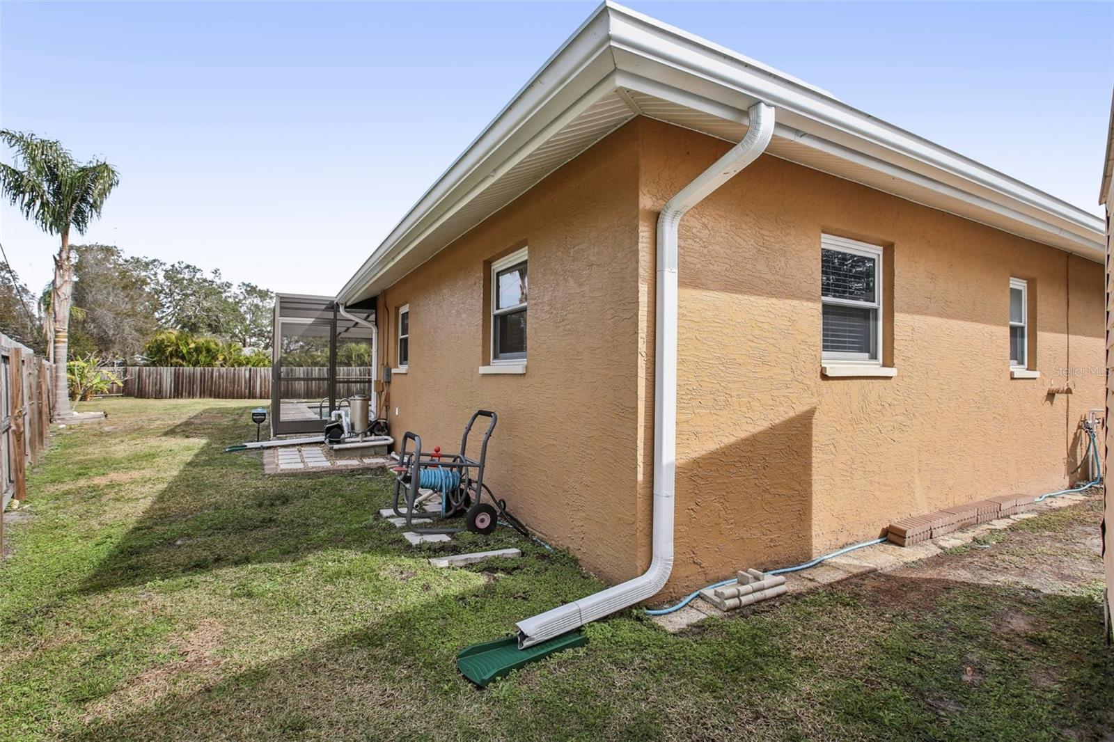 8428 PARKWOOD BLVD, SEMINOLE, FL, 33777