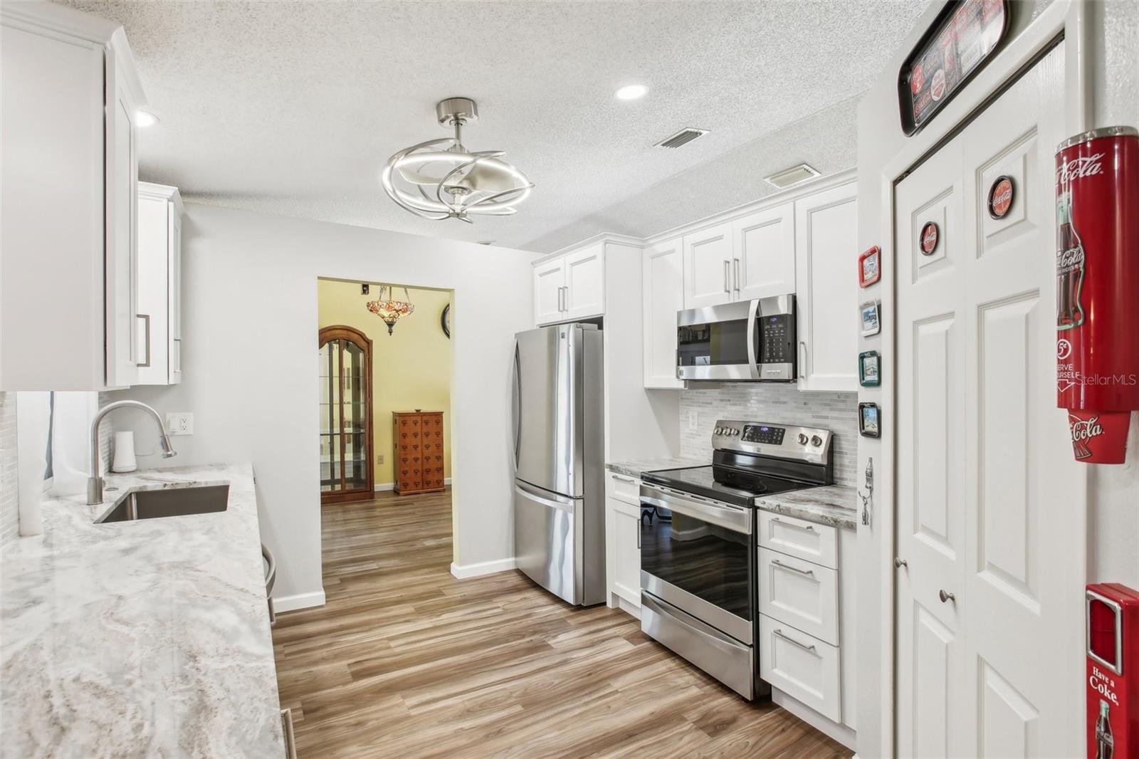 8428 PARKWOOD BLVD, SEMINOLE, FL, 33777