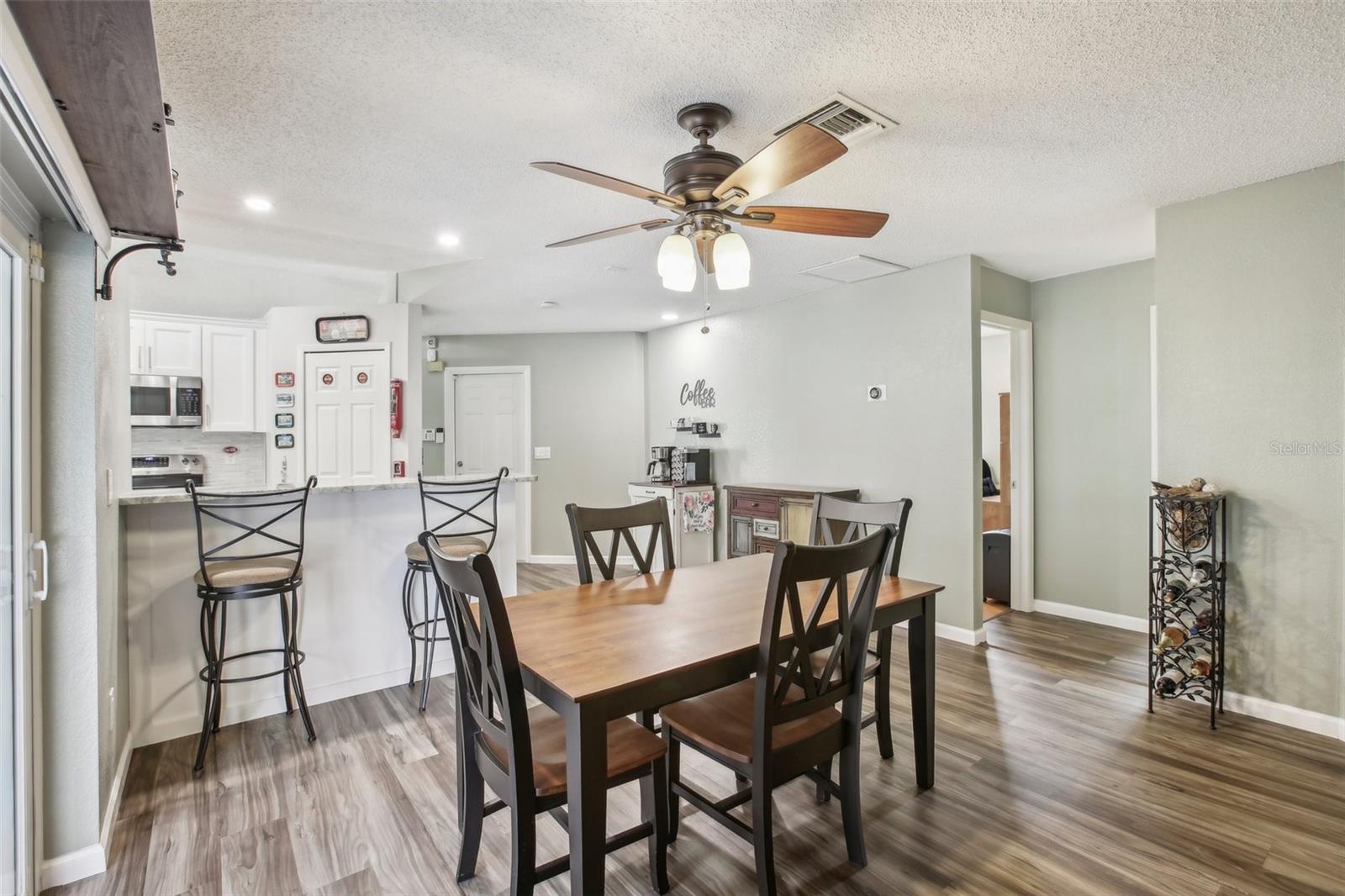 8428 PARKWOOD BLVD, SEMINOLE, FL, 33777
