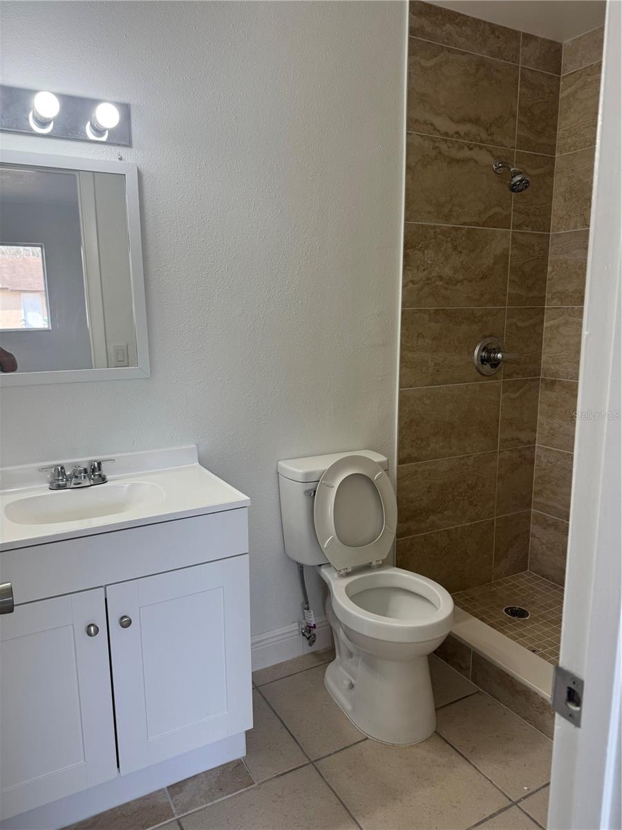 516 E ROSEWOOD LN #516, TAVARES, FL, 32778