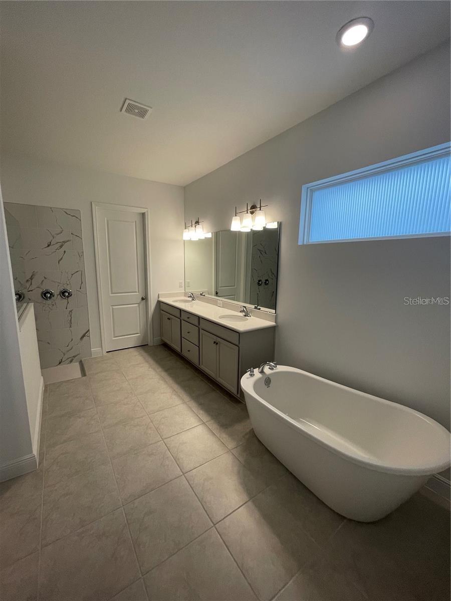 15701 VETTA DR, MONTVERDE, FL, 34756