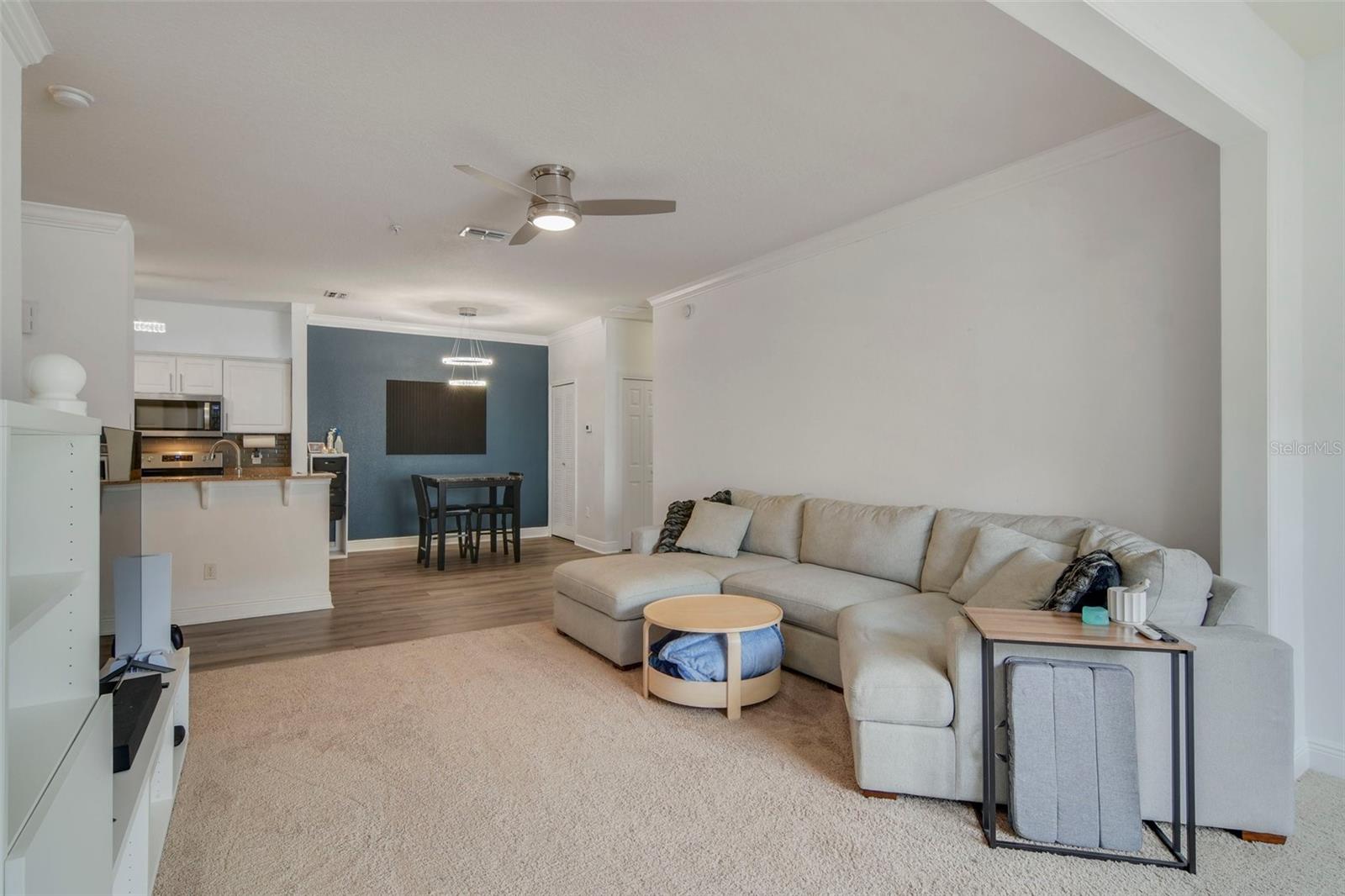 142 SOUTHERN PECAN CIR #207, WINTER GARDEN, FL, 34787