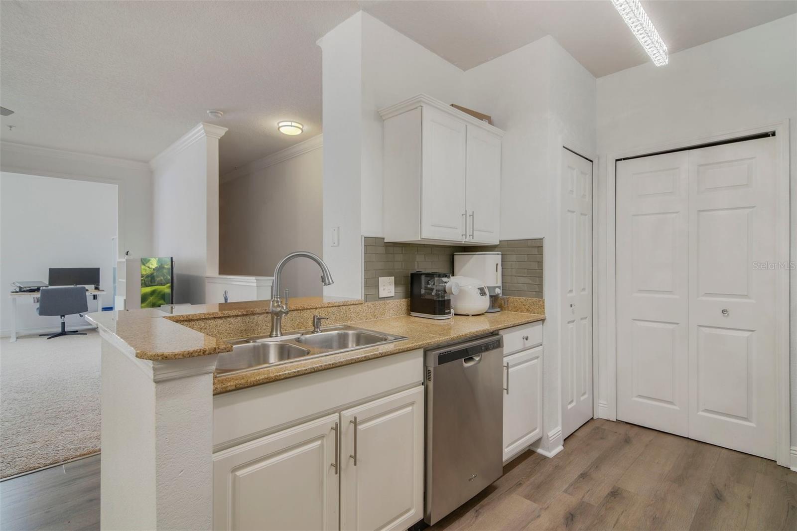 142 SOUTHERN PECAN CIR #207, WINTER GARDEN, FL, 34787