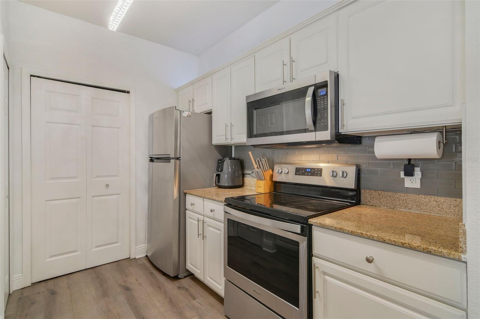 142 SOUTHERN PECAN CIR #207, WINTER GARDEN, FL, 34787