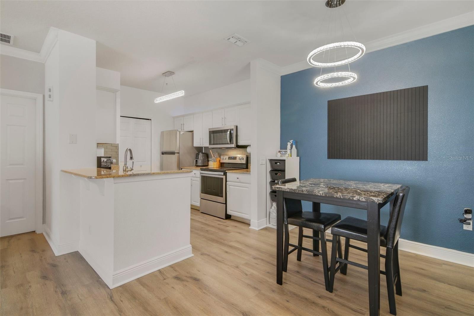 142 SOUTHERN PECAN CIR #207, WINTER GARDEN, FL, 34787