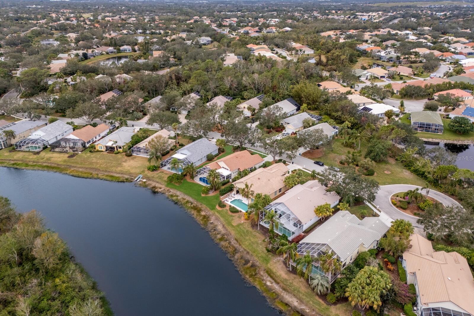 6726 VIRGINIA XING, UNIVERSITY PARK, FL, 34201