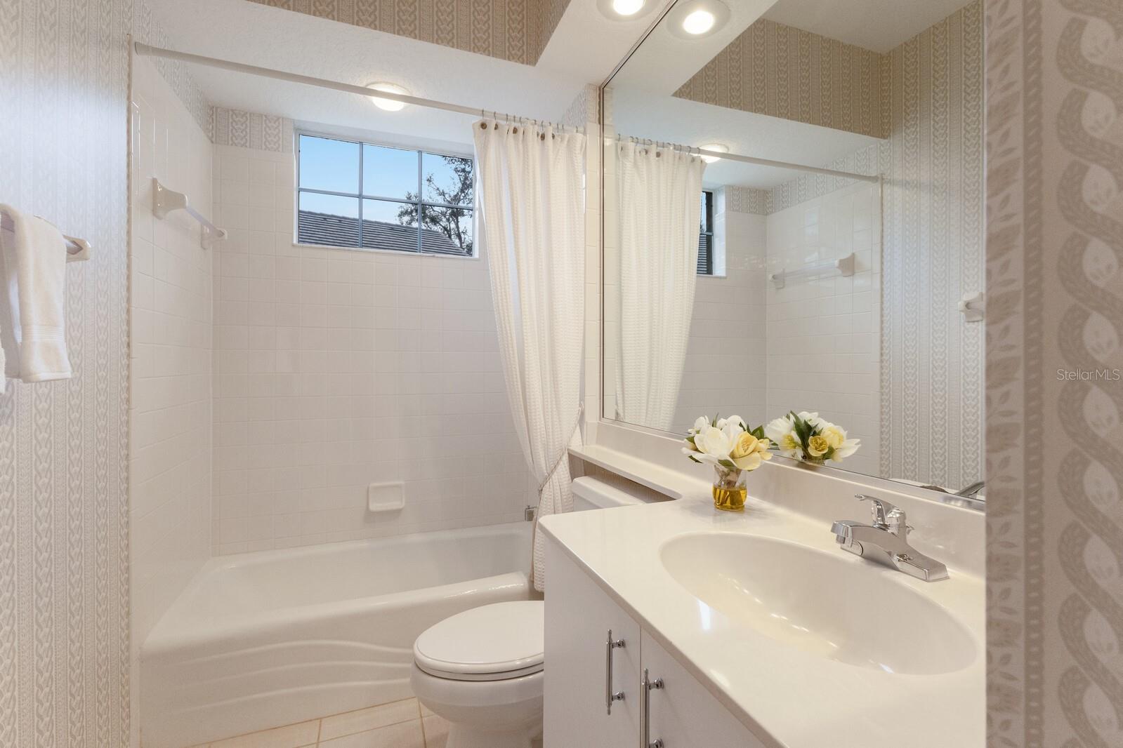 6726 VIRGINIA XING, UNIVERSITY PARK, FL, 34201