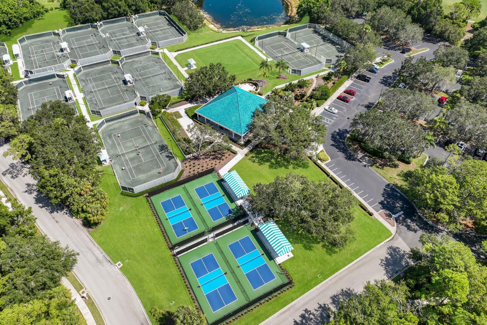 6726 VIRGINIA XING, UNIVERSITY PARK, FL, 34201