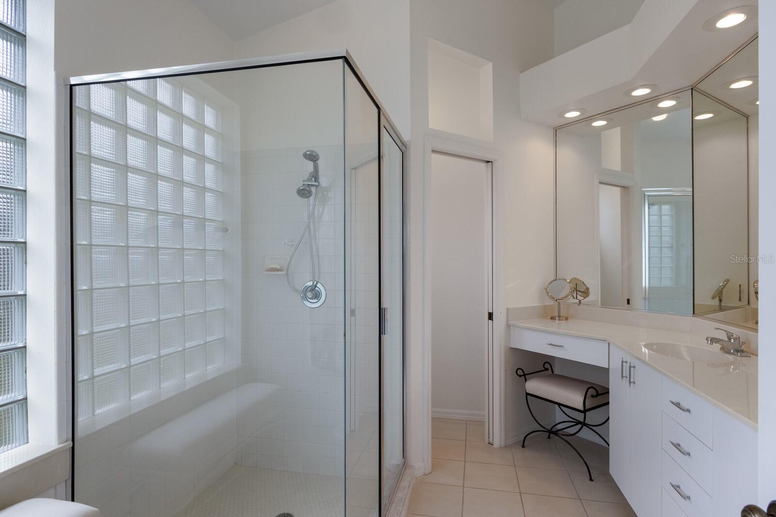 6726 VIRGINIA XING, UNIVERSITY PARK, FL, 34201