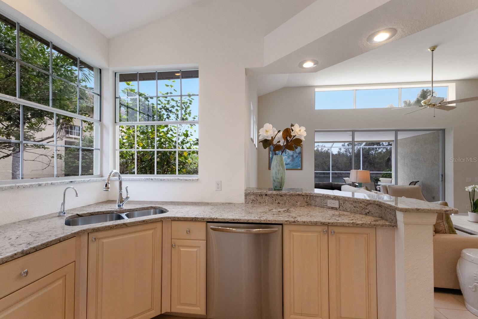 6726 VIRGINIA XING, UNIVERSITY PARK, FL, 34201