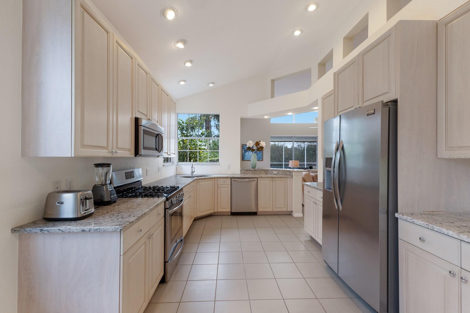6726 VIRGINIA XING, UNIVERSITY PARK, FL, 34201