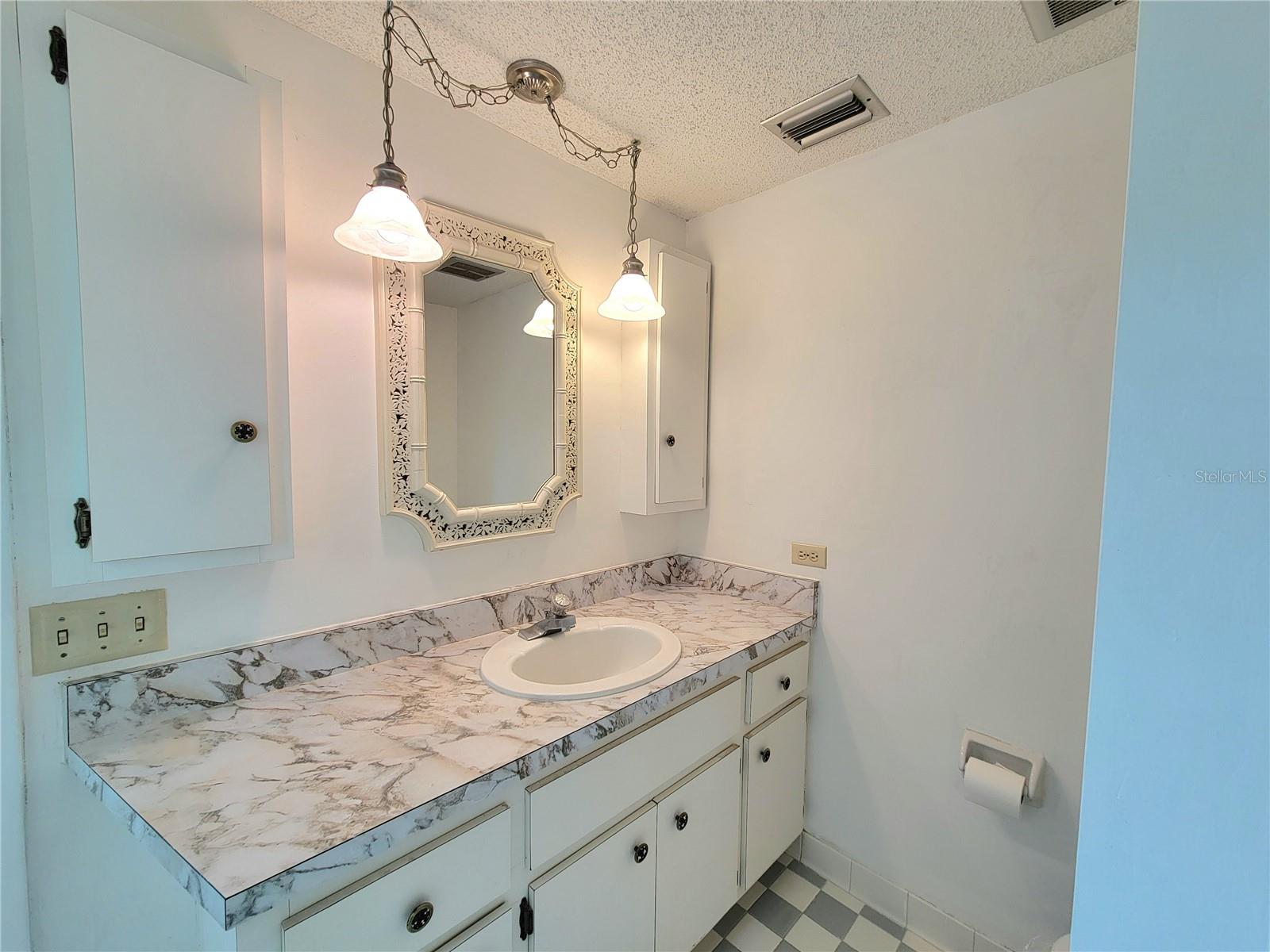 1400 1ST AVE W #306, BRADENTON, FL, 34205
