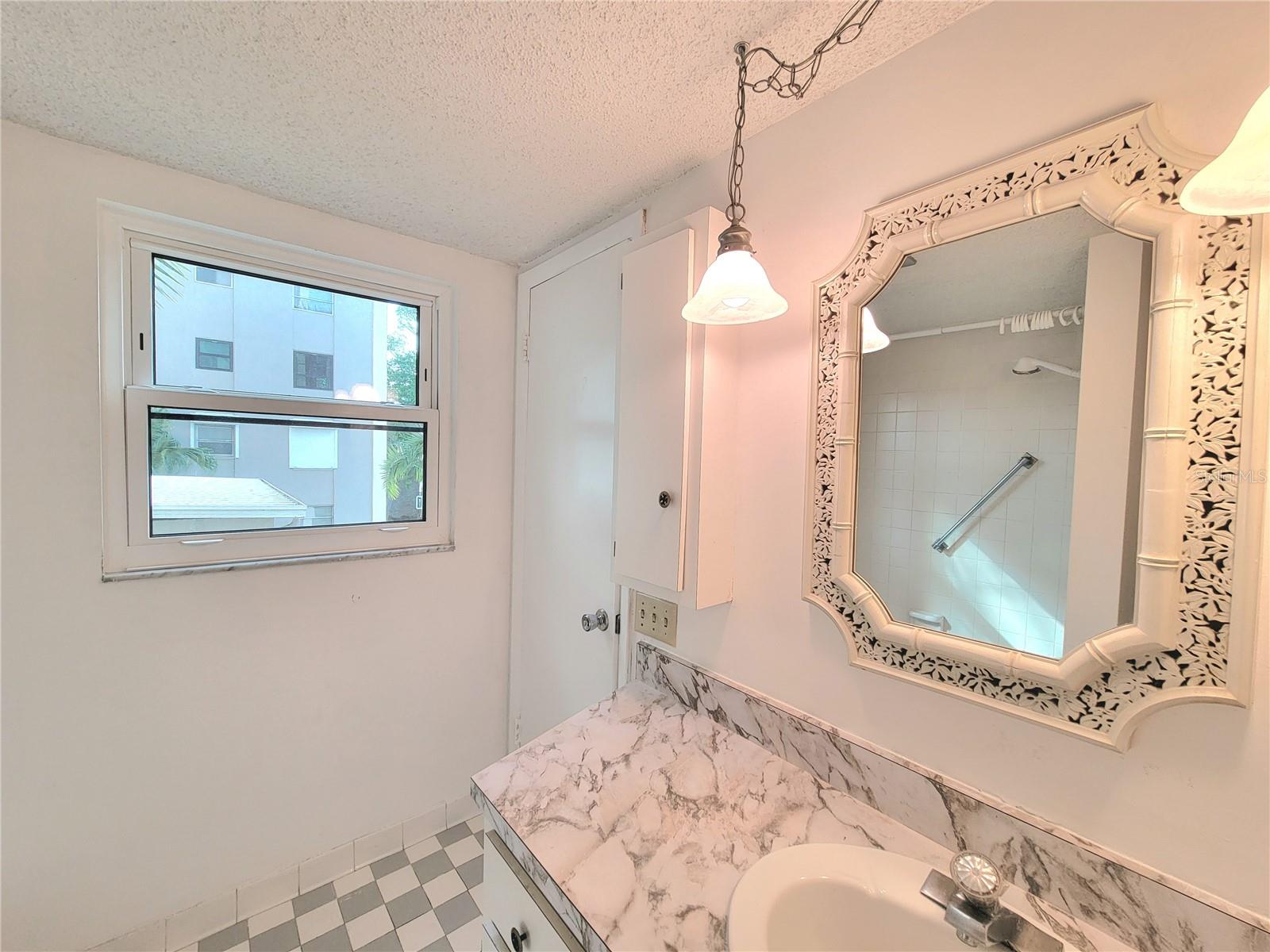 1400 1ST AVE W #306, BRADENTON, FL, 34205
