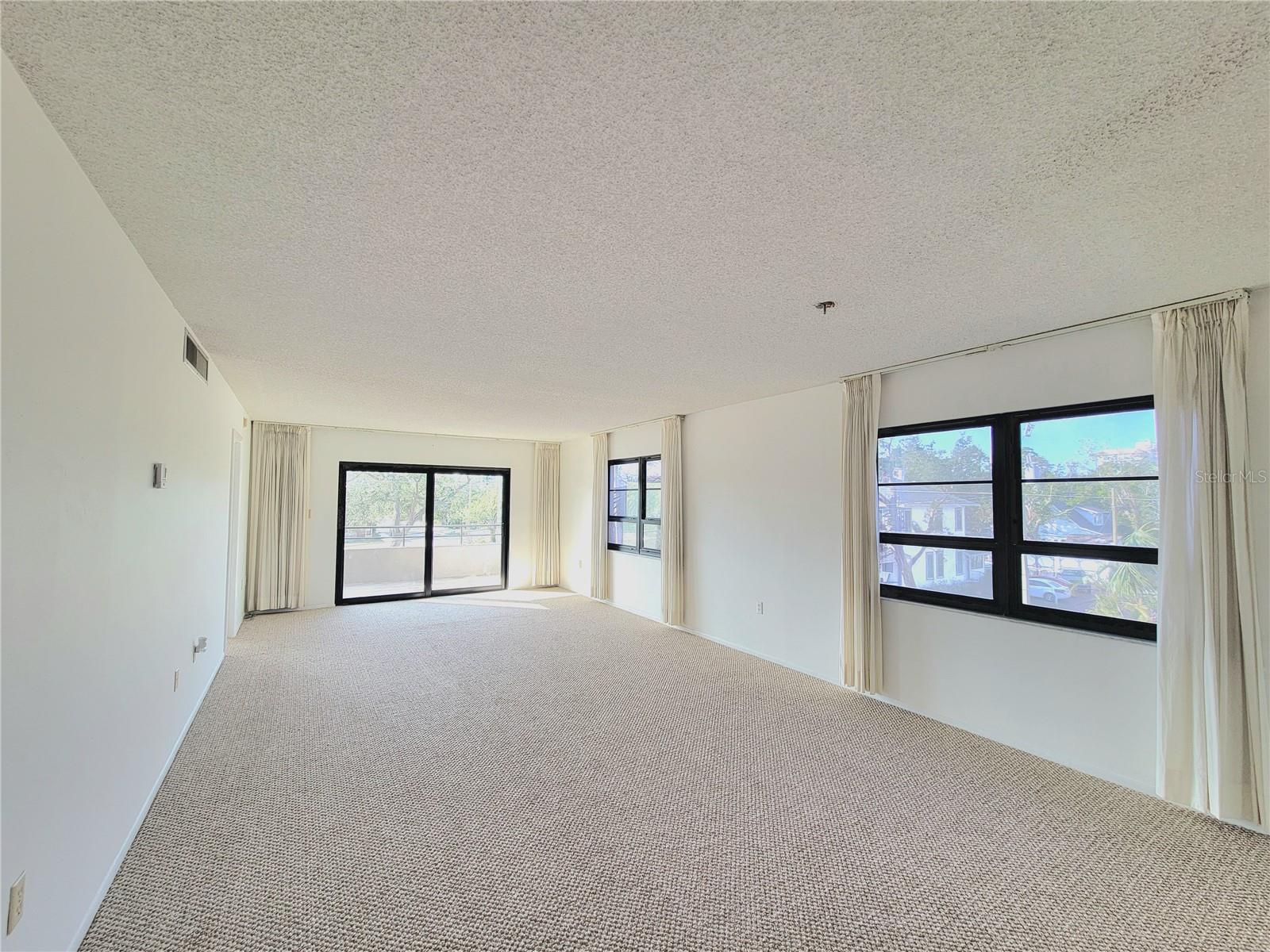 1400 1ST AVE W #306, BRADENTON, FL, 34205