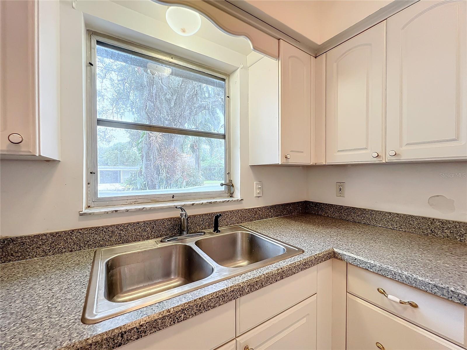 4528 S SHORE RD, ORLANDO, FL, 32839