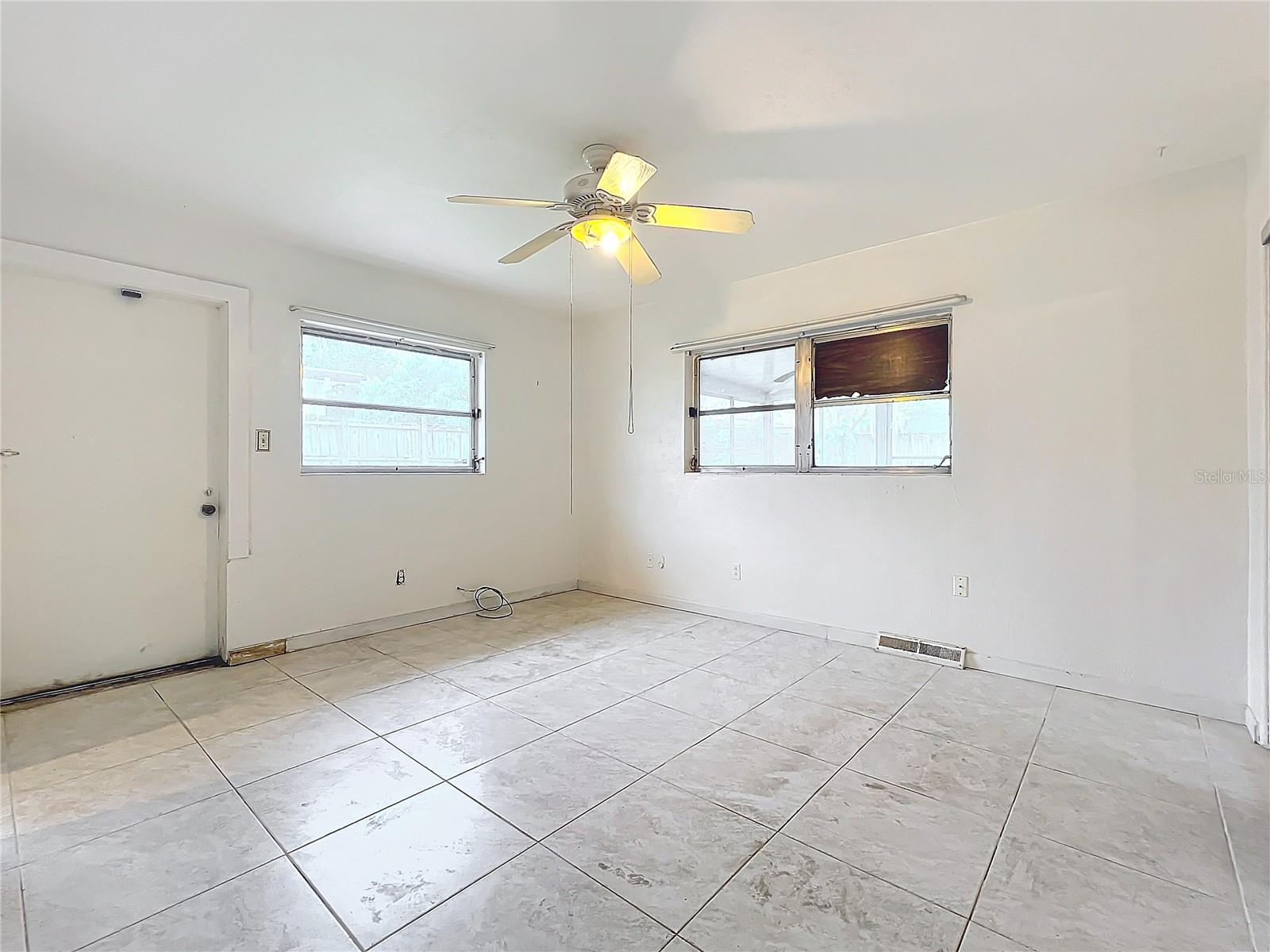 4528 S SHORE RD, ORLANDO, FL, 32839