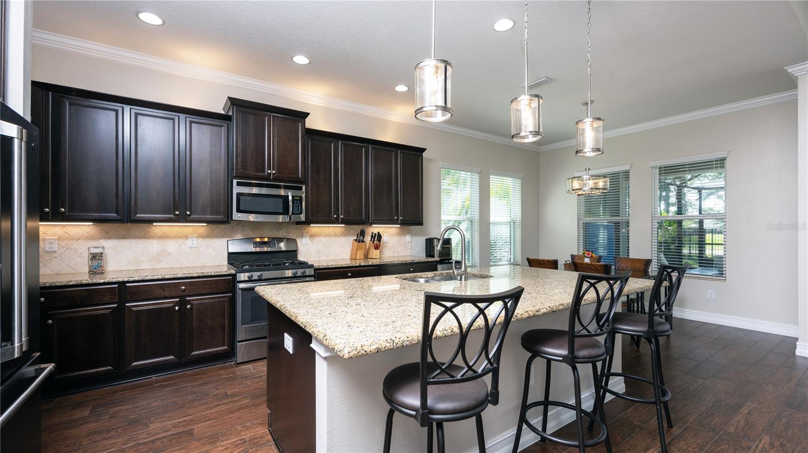 6609 CURRENT DR, APOLLO BEACH, FL, 33572