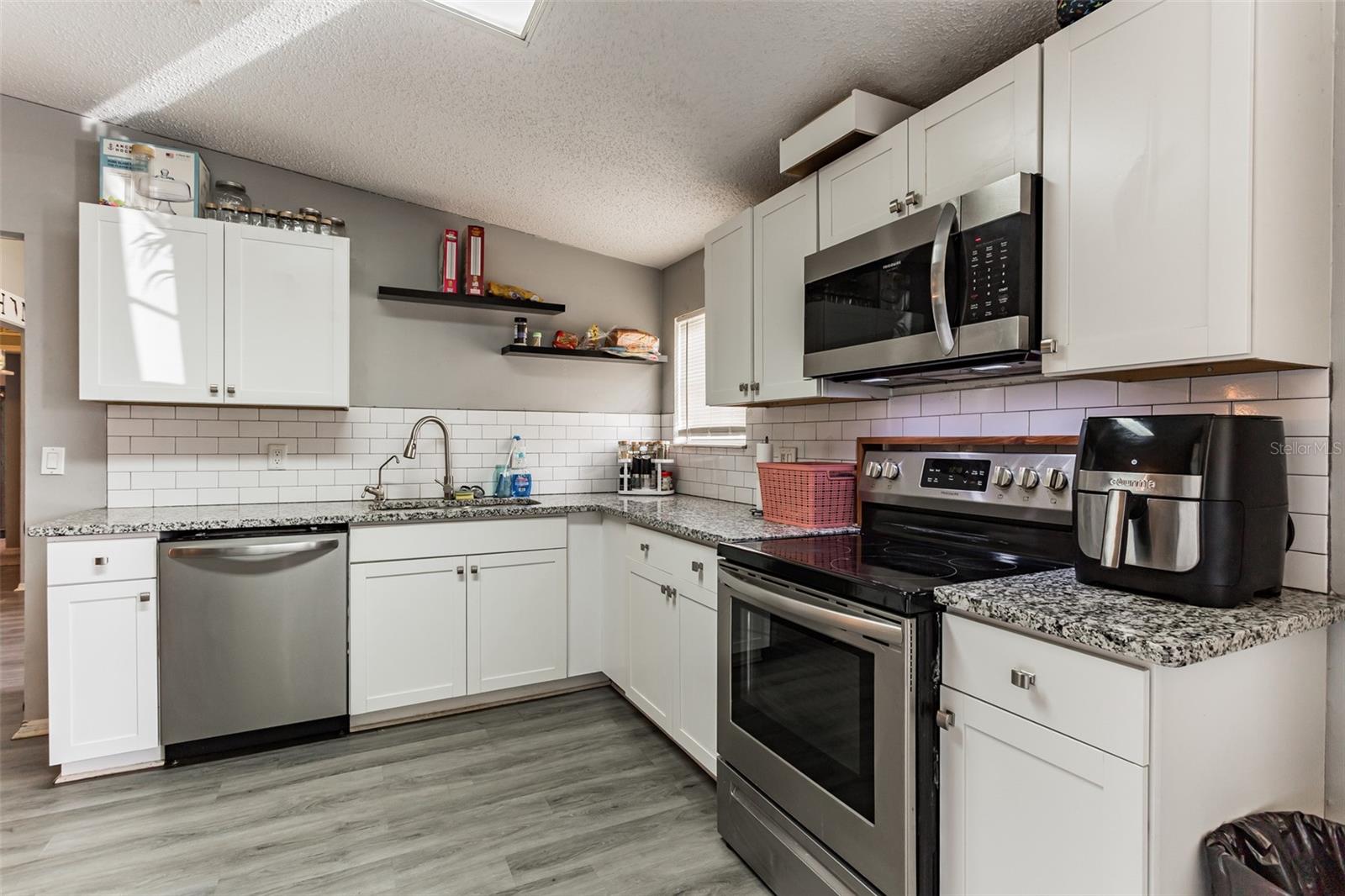 409 HARRY AVE N, LEHIGH ACRES, FL, 33971