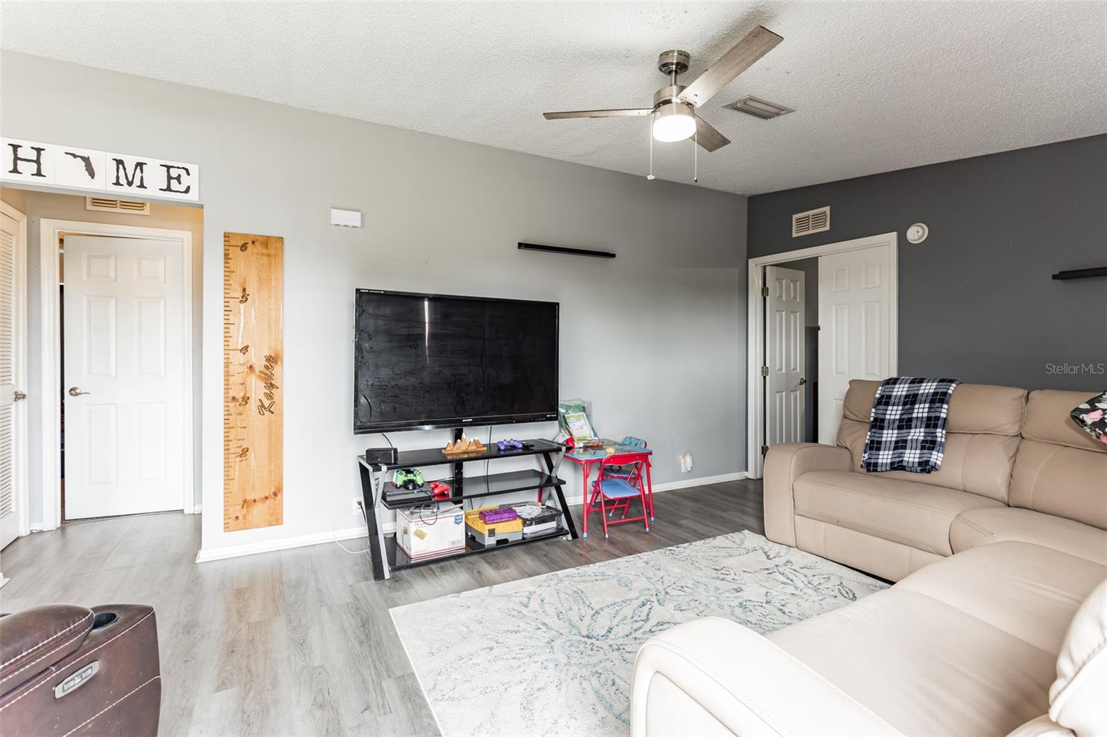 409 HARRY AVE N, LEHIGH ACRES, FL, 33971
