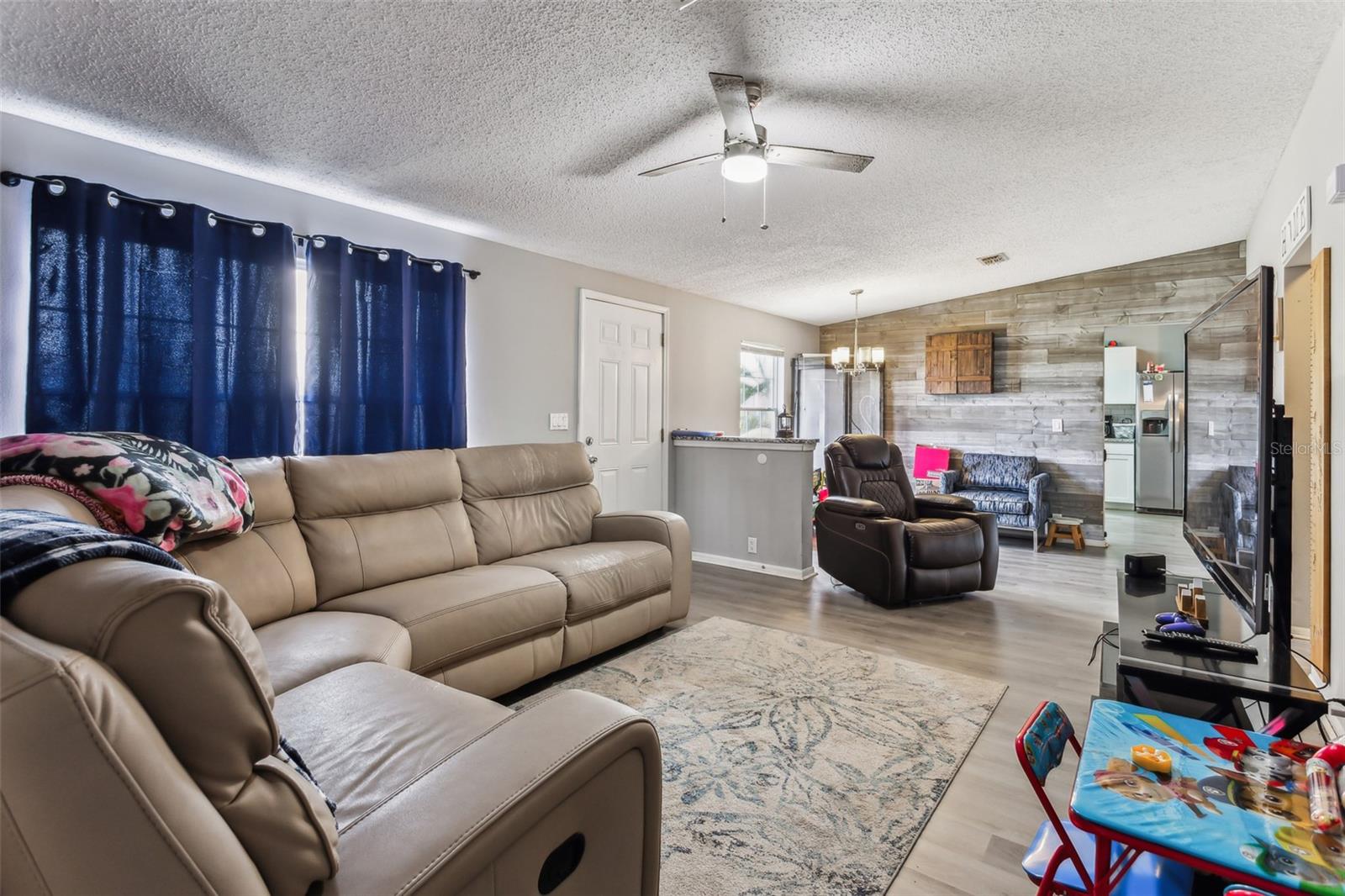 409 HARRY AVE N, LEHIGH ACRES, FL, 33971