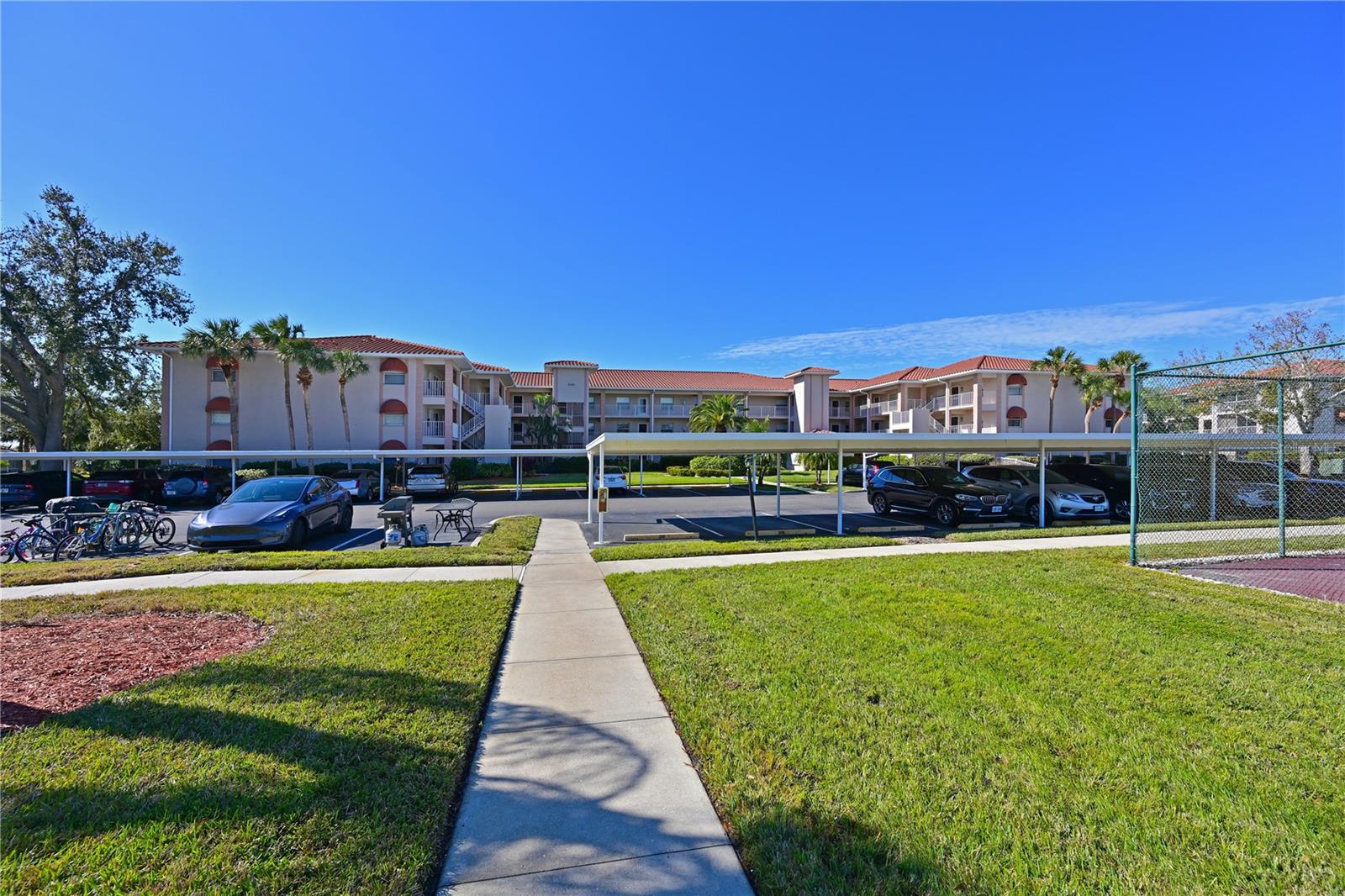 6501 STONE RIVER RD #303, BRADENTON, FL, 34203