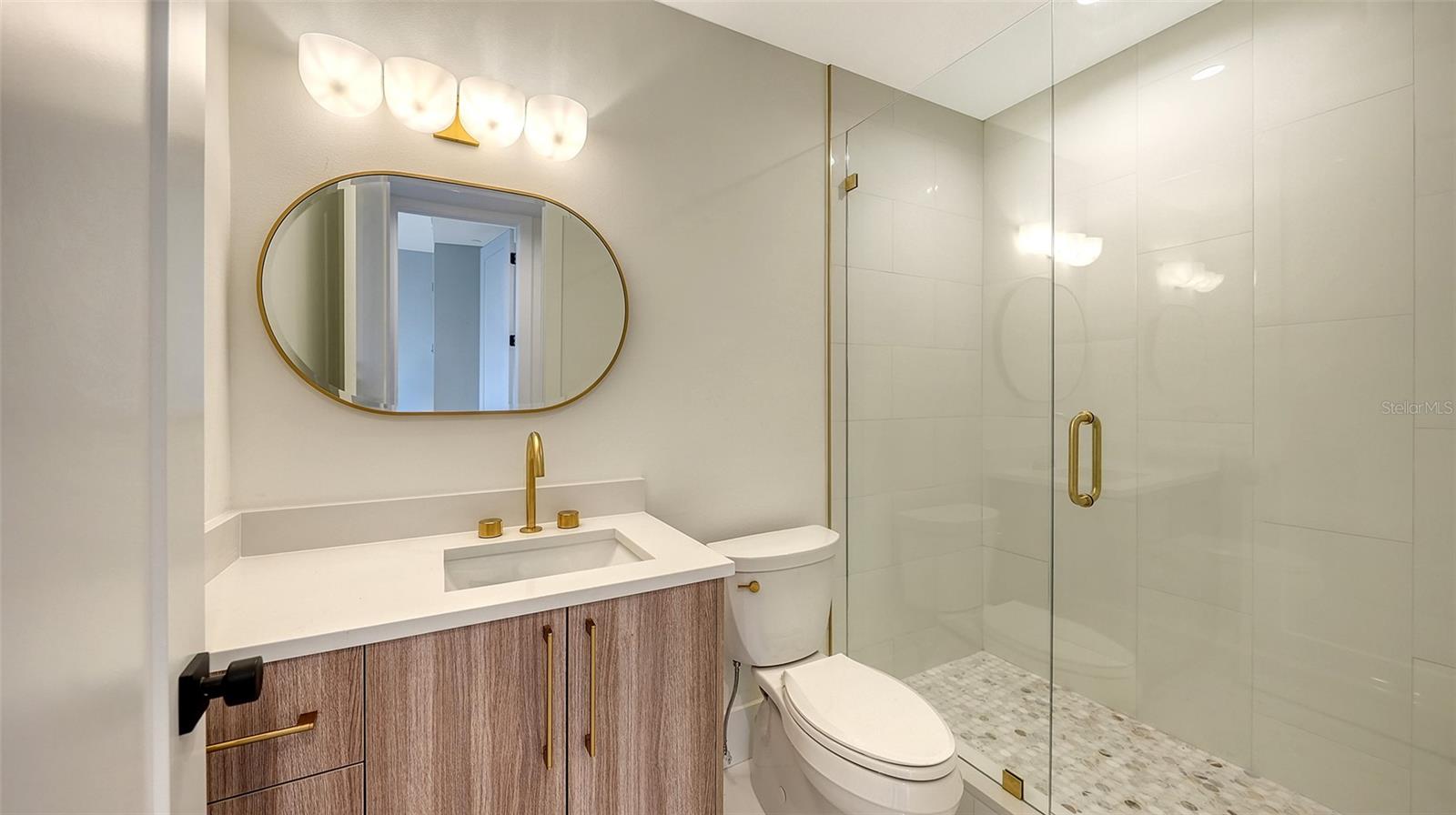 A4636316 Property Photo